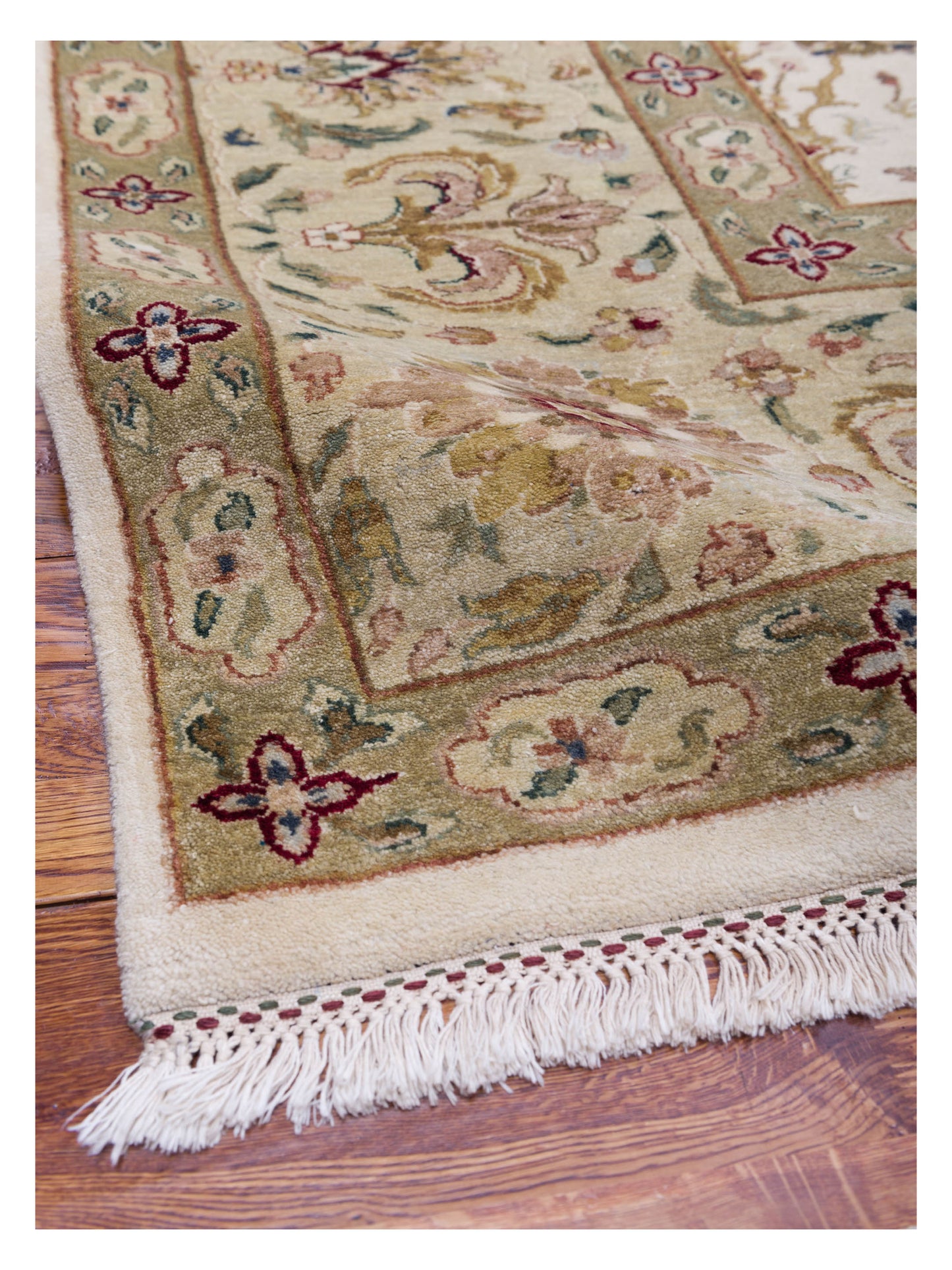 Platinum 82044 Ivory Light Green 10.2x14.1 Hand Knotted Rug