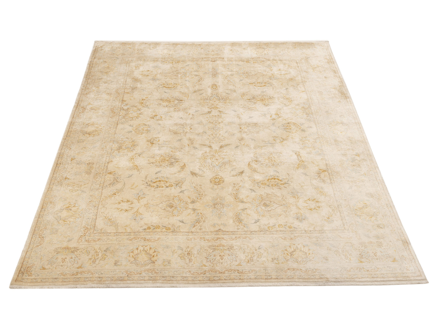 Yasemin Bayram Ivory Silver 8.3x9.11 Hand Knotted Rug