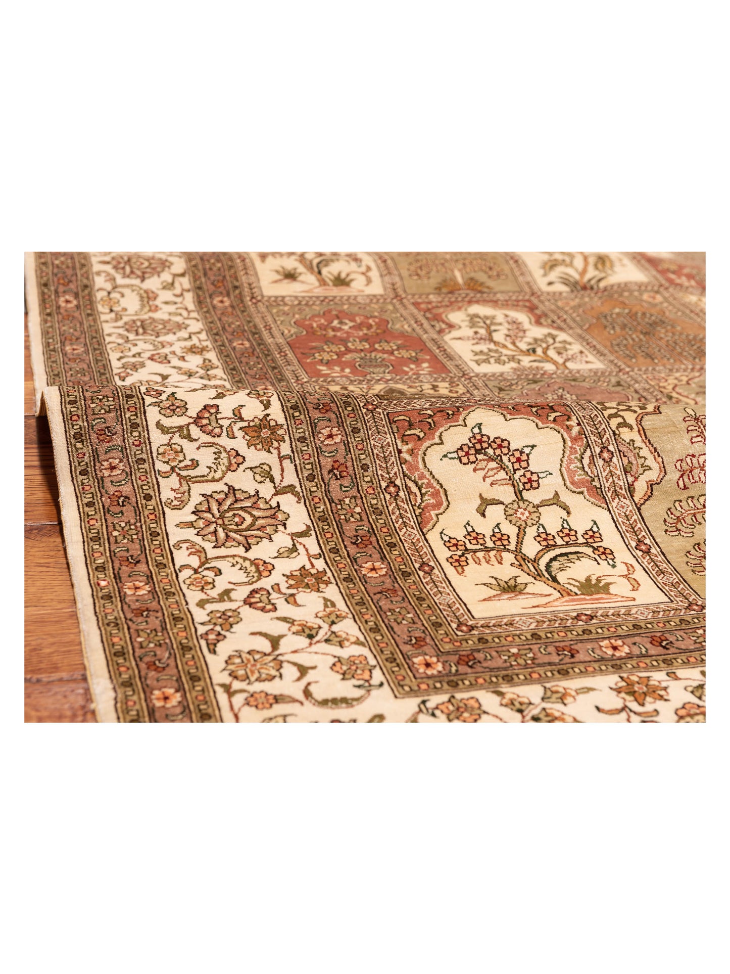 Pure Silk 111683 Multi 4.1x6.1 Hand Knotted Rug
