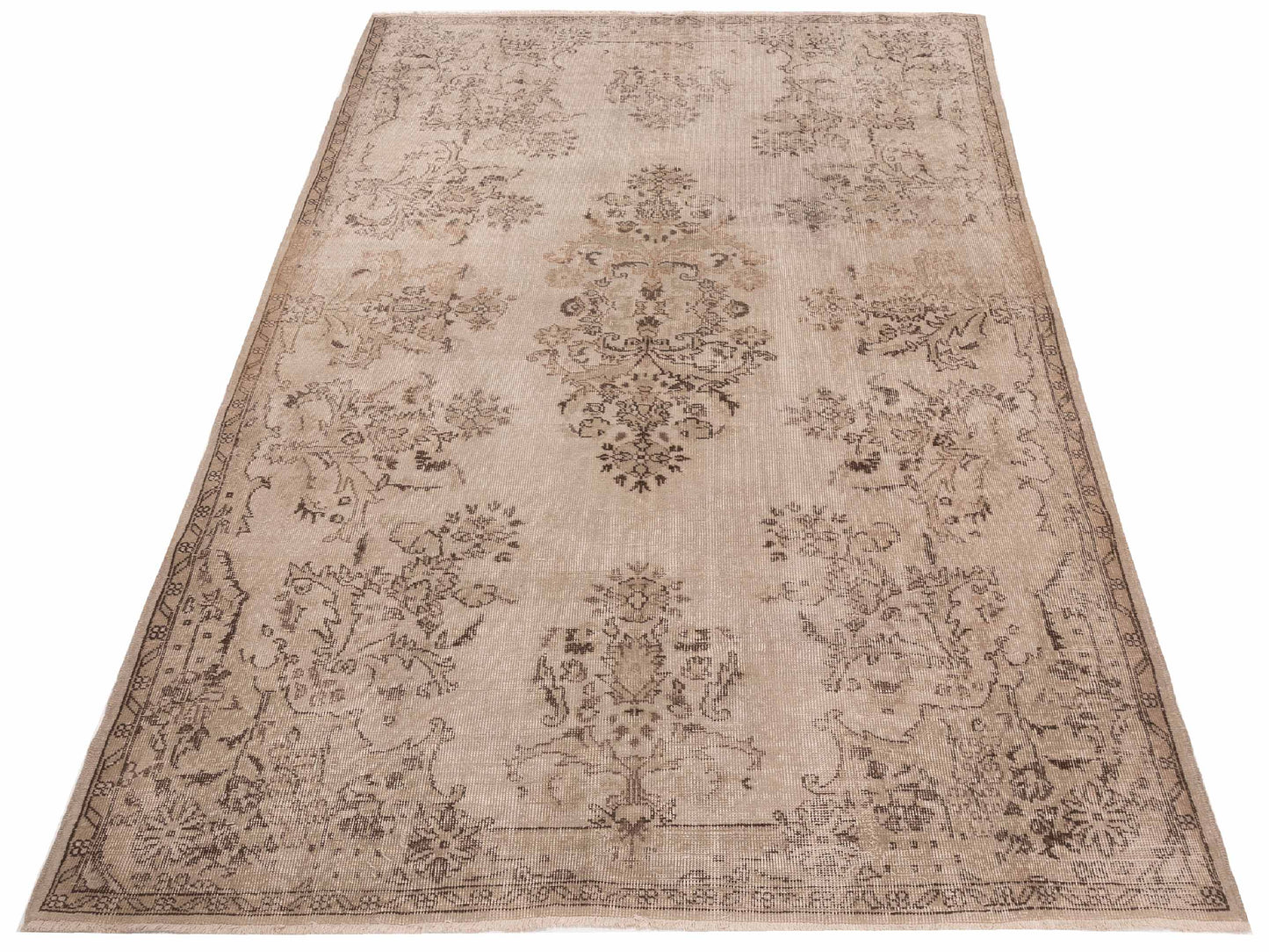 Vintage 111969 Silver 6.2x9.7 Hand Knotted Rug