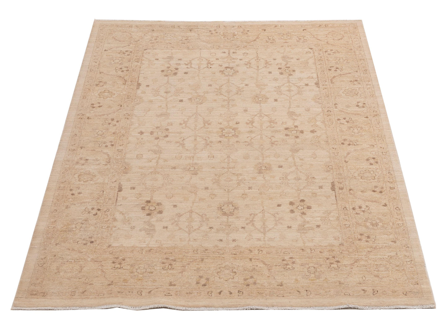 Laila 112522 Ivory Gold 5.6x7.9 Hand Knotted Rug