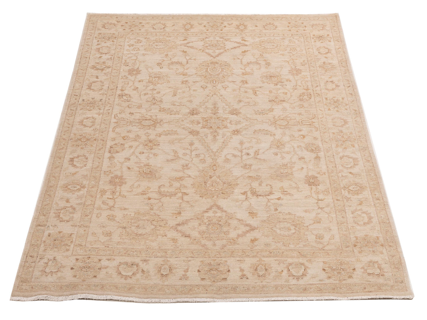 Laila 112579 Ivory Ivory 5.4x7.11 Hand Knotted Rug