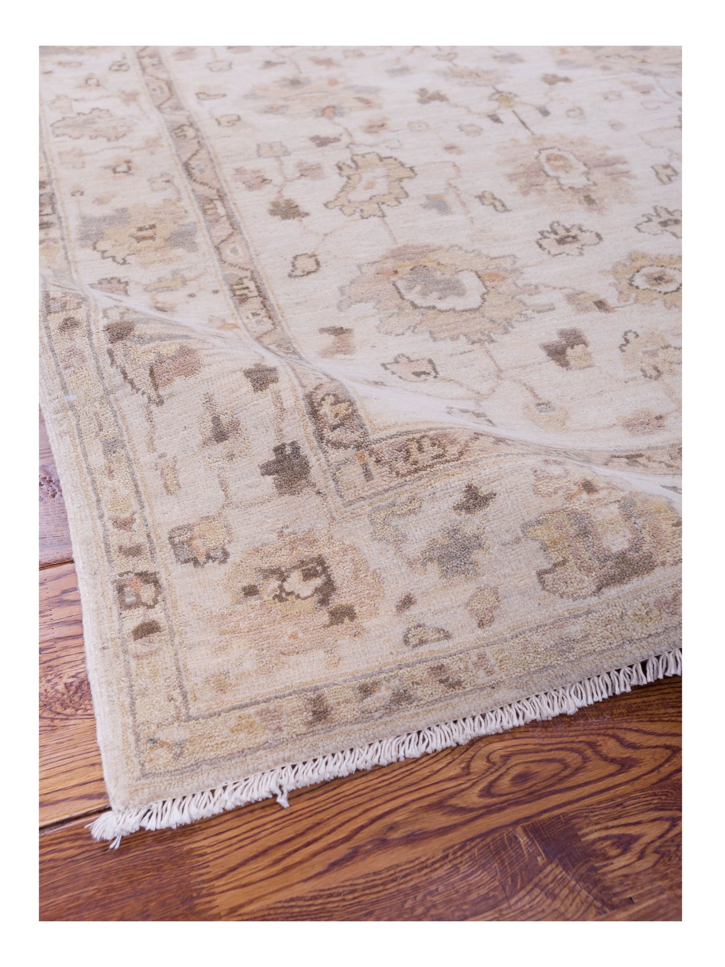 Laila 112581 Ivory Ivory 3.10x5.10 Hand Knotted Rug