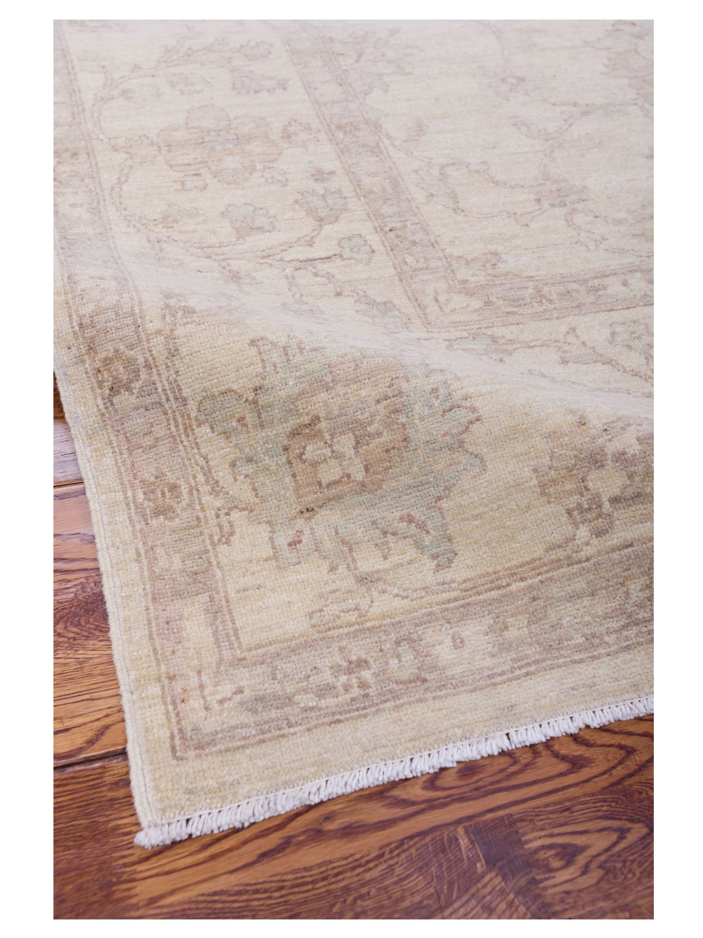 Laila 113106 Cream Cream 8x10 Hand Knotted Rug