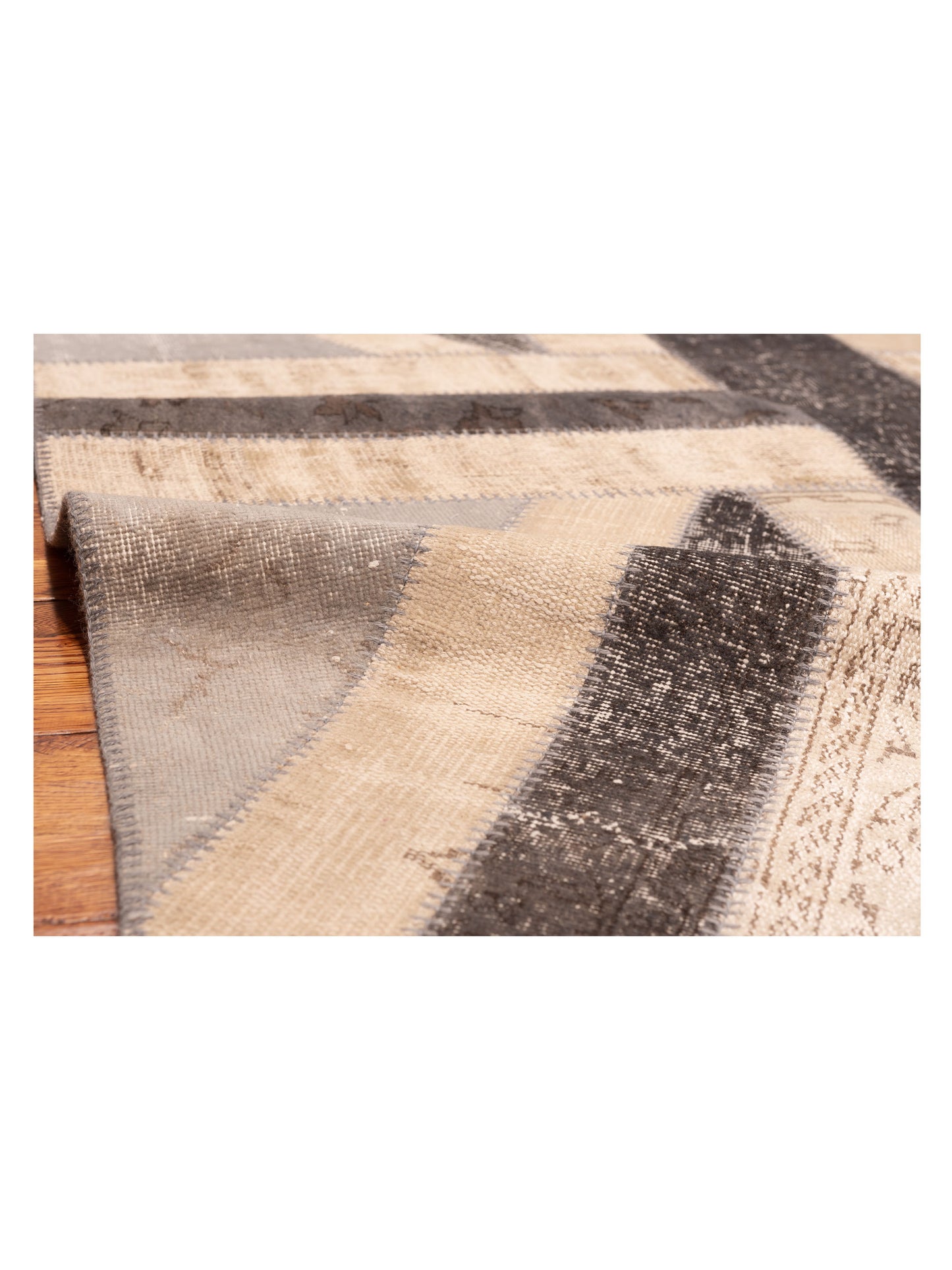 Turkish Vestige Patchwork 114677 Gray Gray 5.8x7.11 Hand Knotted Rug