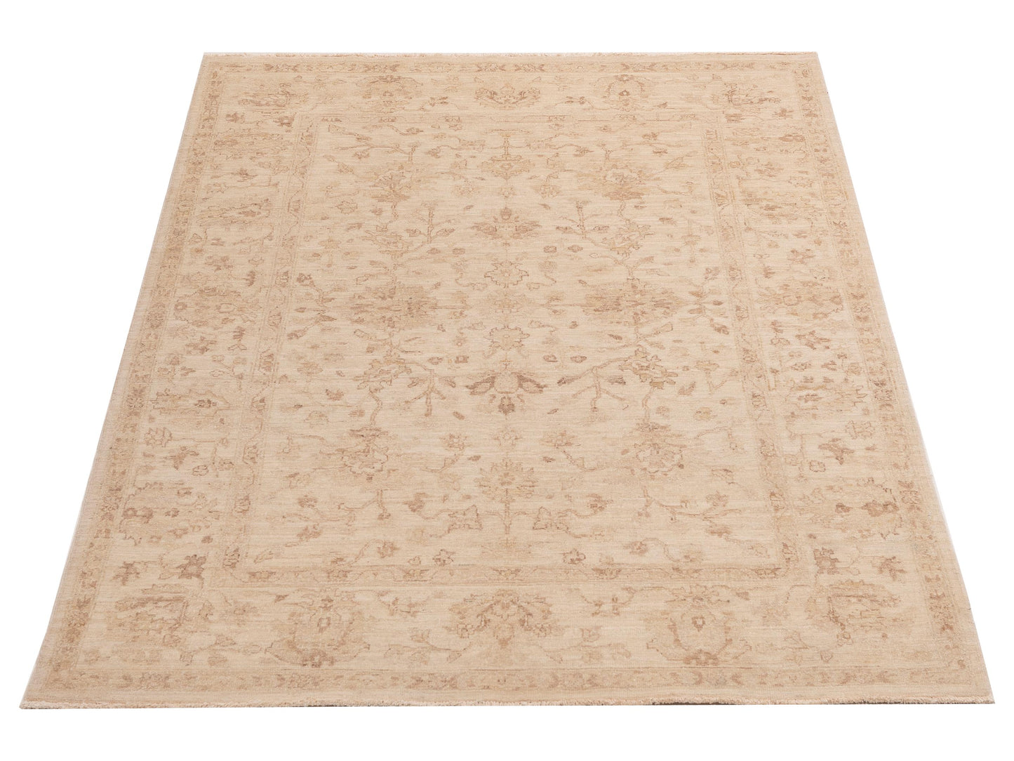 Laila 115224 Ivory Ivory 5.7x7.9 Hand Knotted Rug