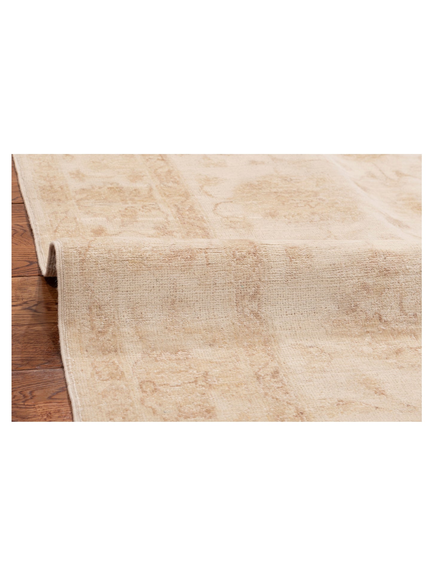 Laila 115233 Ivory Ivory 3.10x5.11 Hand Knotted Rug