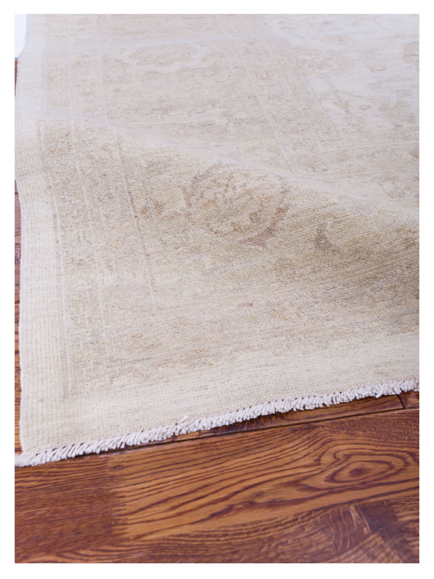 Laila 115283 Ivory Gold 8x9.8 Hand Knotted Rug