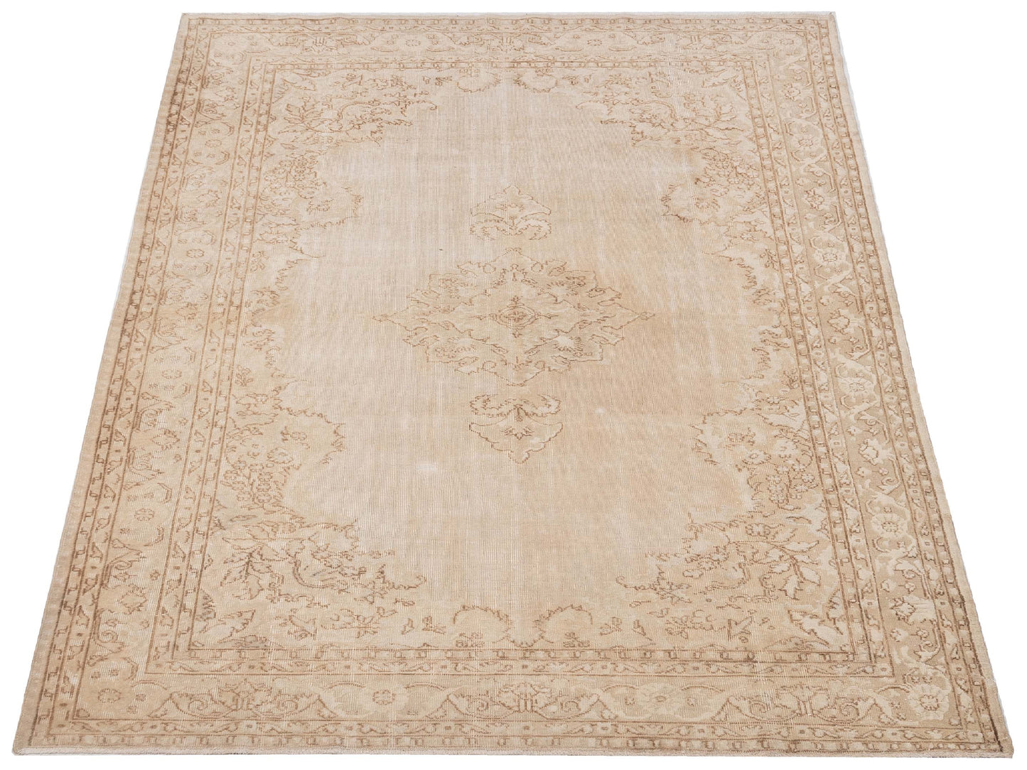 Vintage 119710 Ivory 7.4x10.7 Hand Knotted Rug