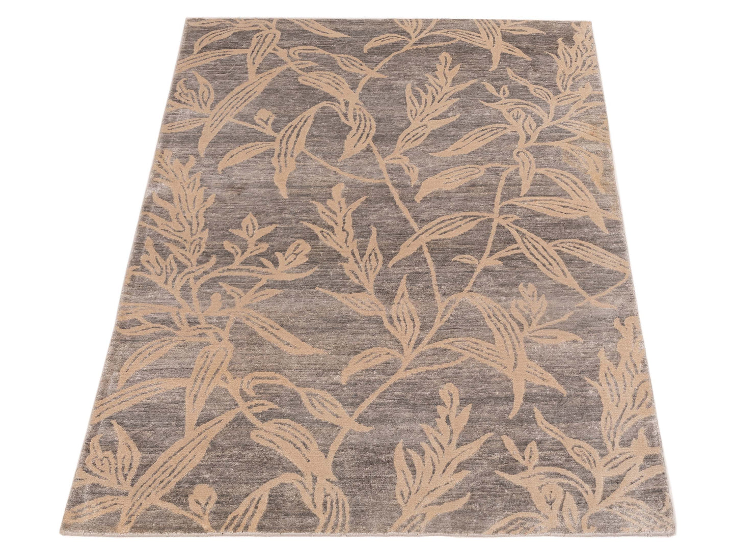 Tibetino 119738 Gray 4x5.11 Hand Knotted Rug