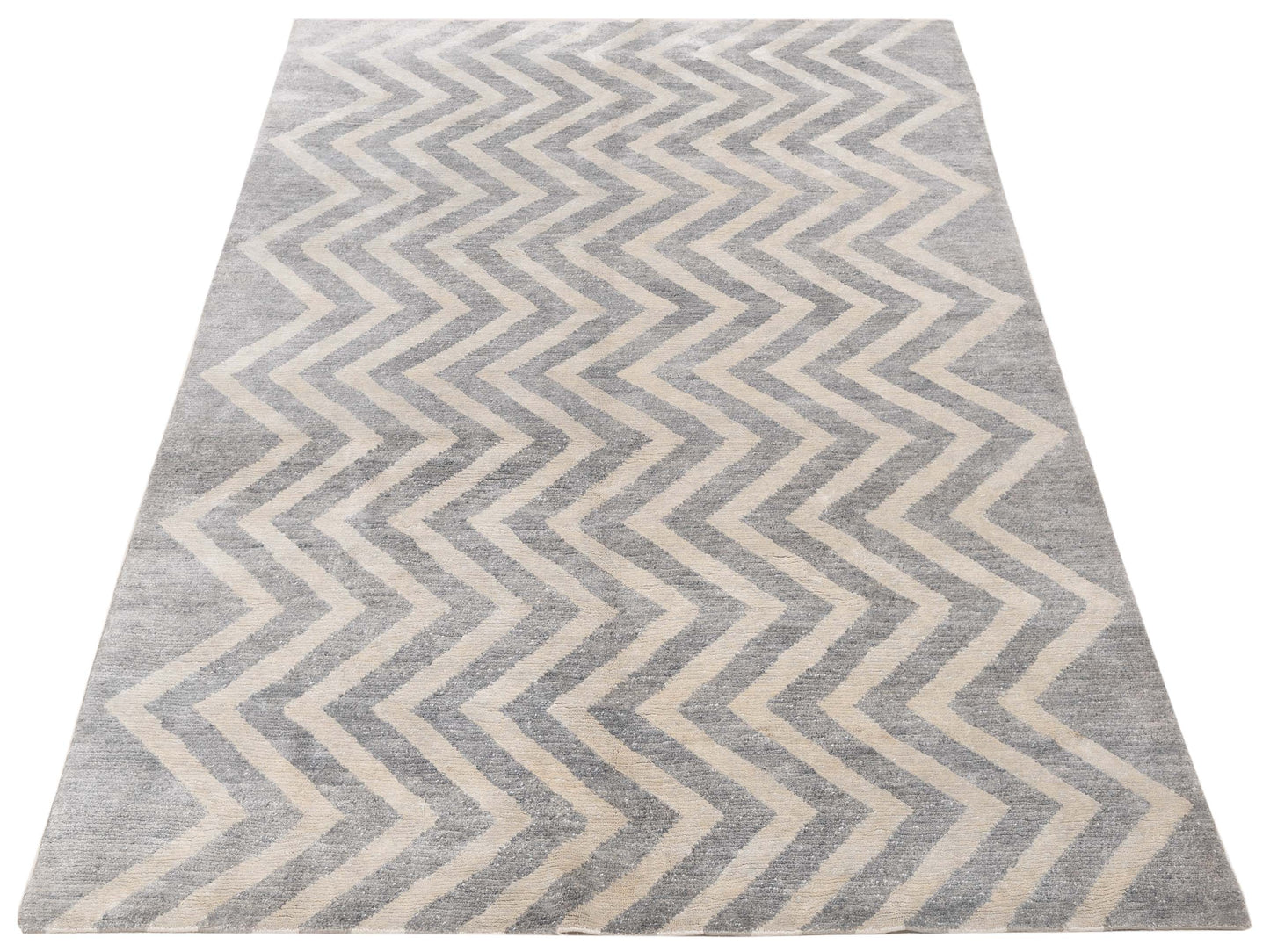 Tibetino 119772 Gray Ivory 6.3x8.11 Hand Knotted Rug