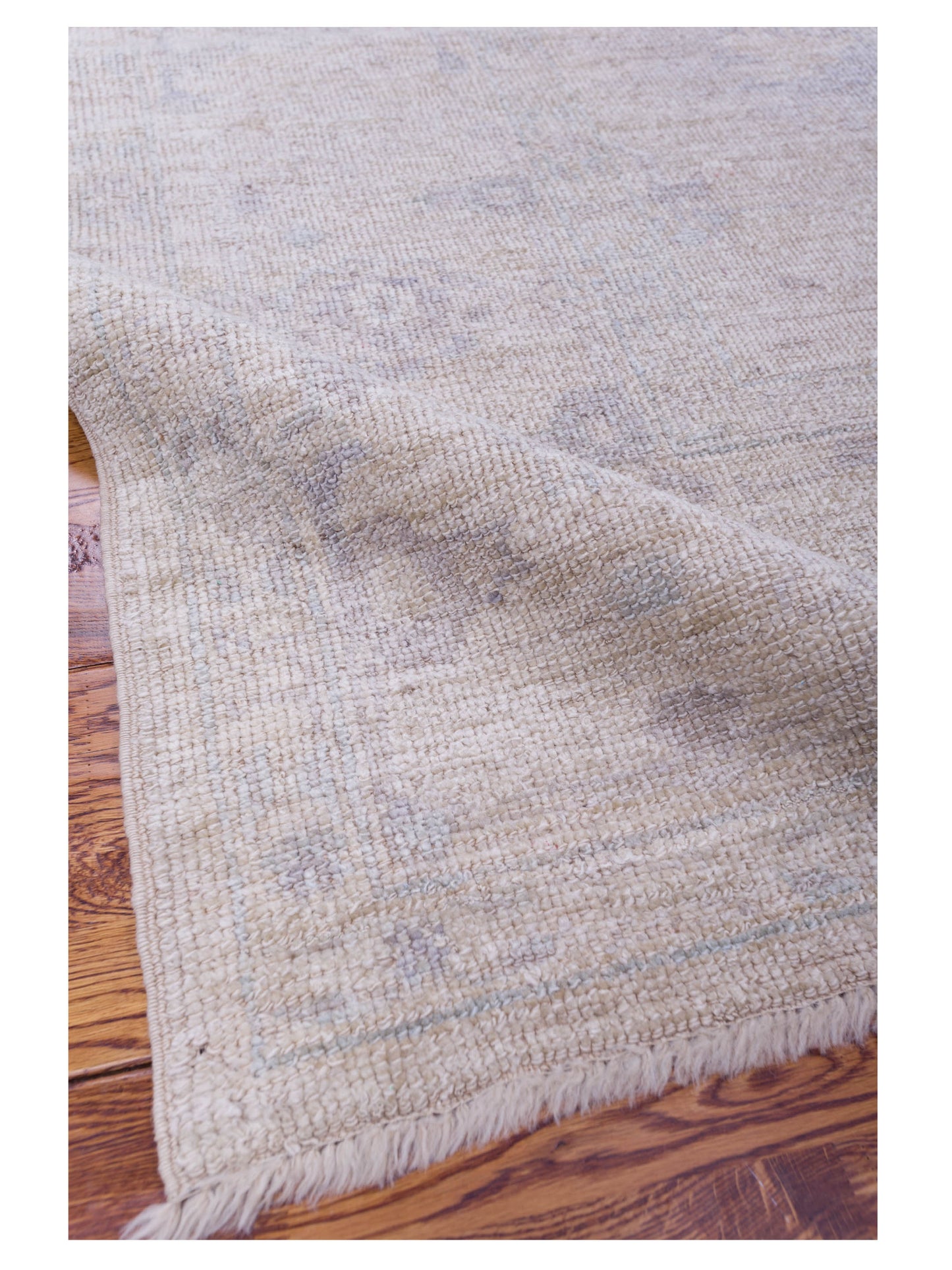 Angora Oushak 119878 Ivory Ivory 7.9x9.2 Hand Knotted Rug