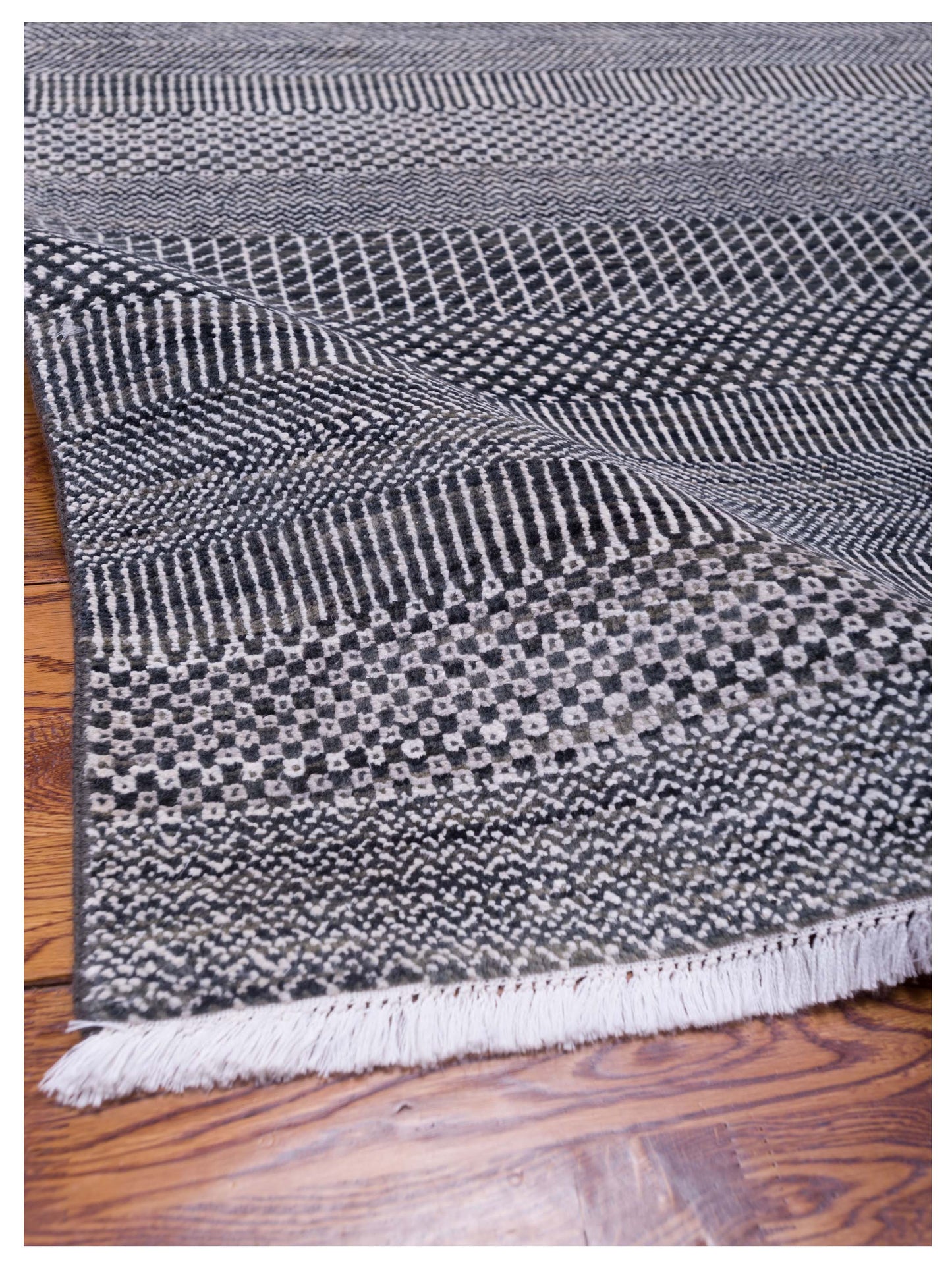 Tibetino 120455 Dark Gray 4x6 Hand Knotted Rug