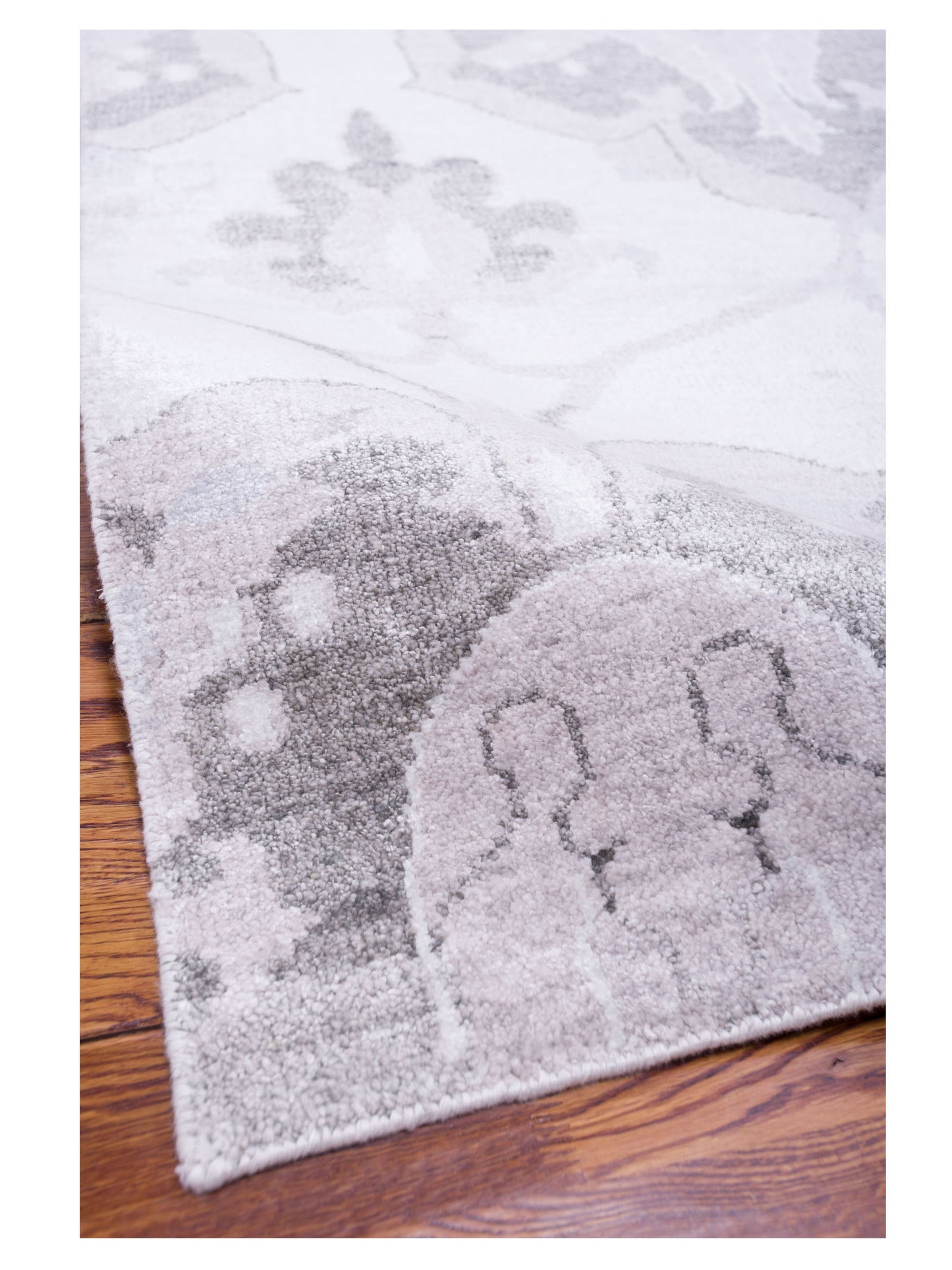 Tibetino 122539 Silver 3.8x5.10 Hand Knotted Rug