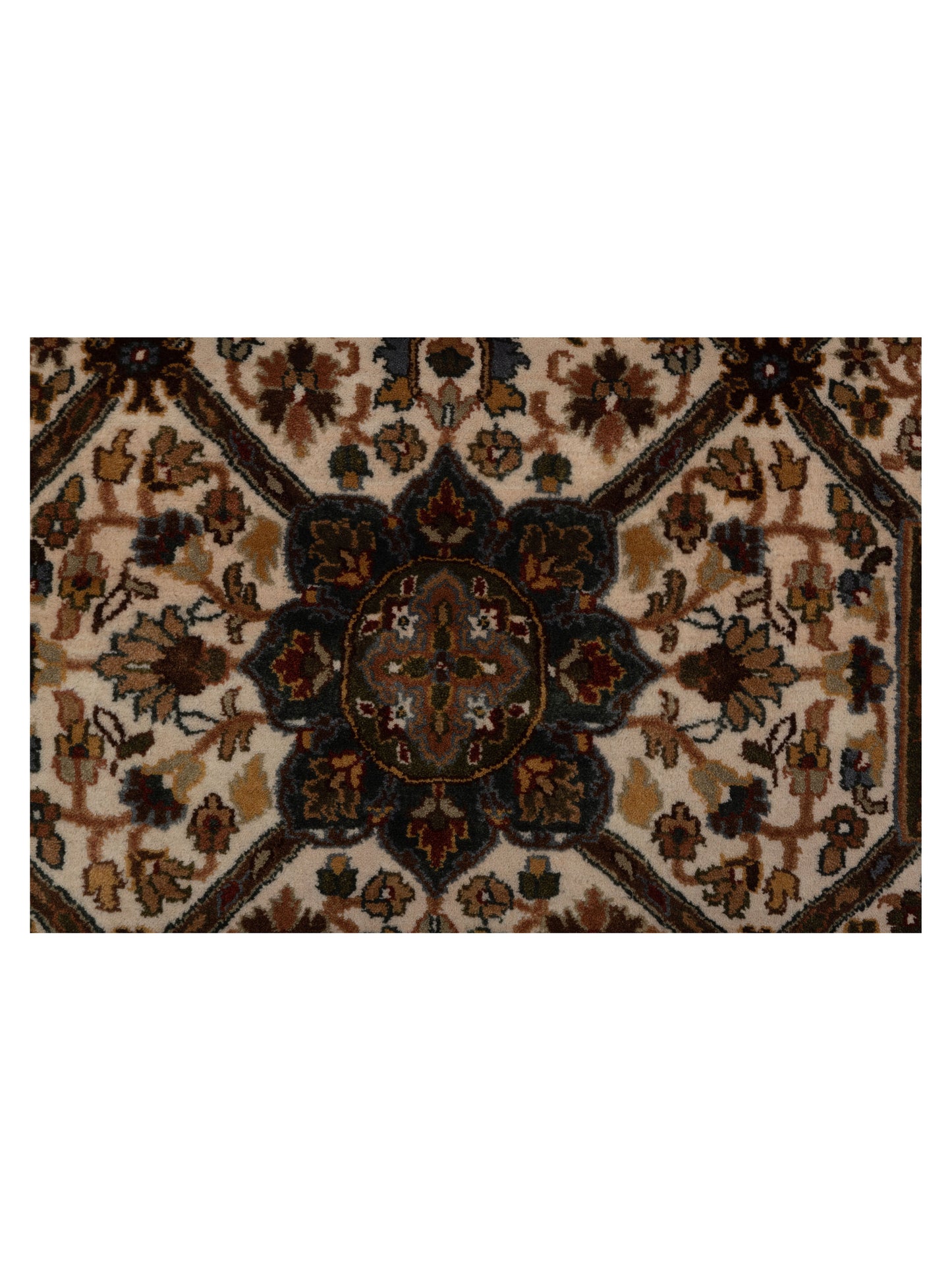 Crown 123092 Ivory Gold 7.7x9.7 Hand Knotted Rug
