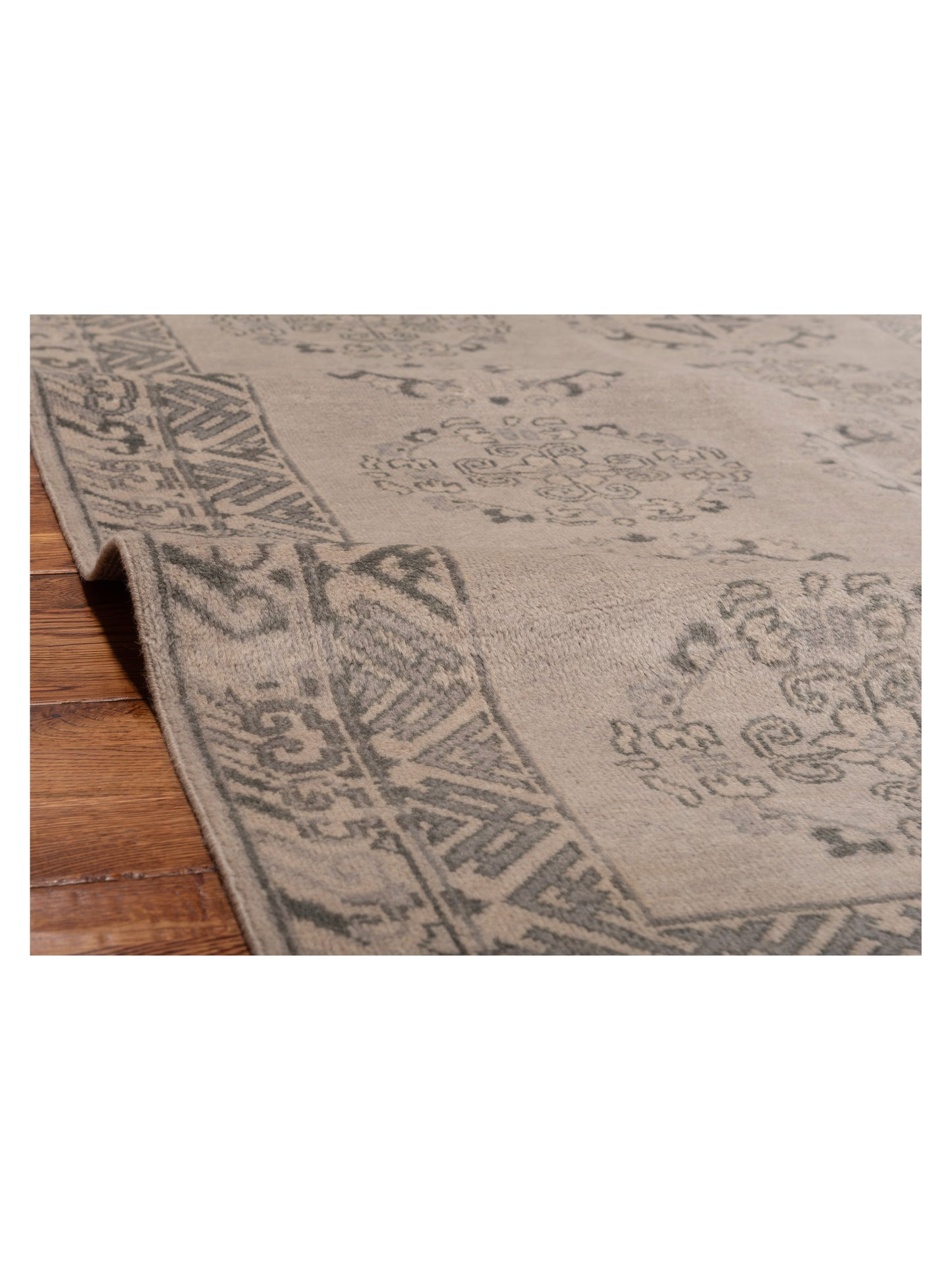 Evren 123459 Silver Gray 4.2x6 Hand Knotted Rug
