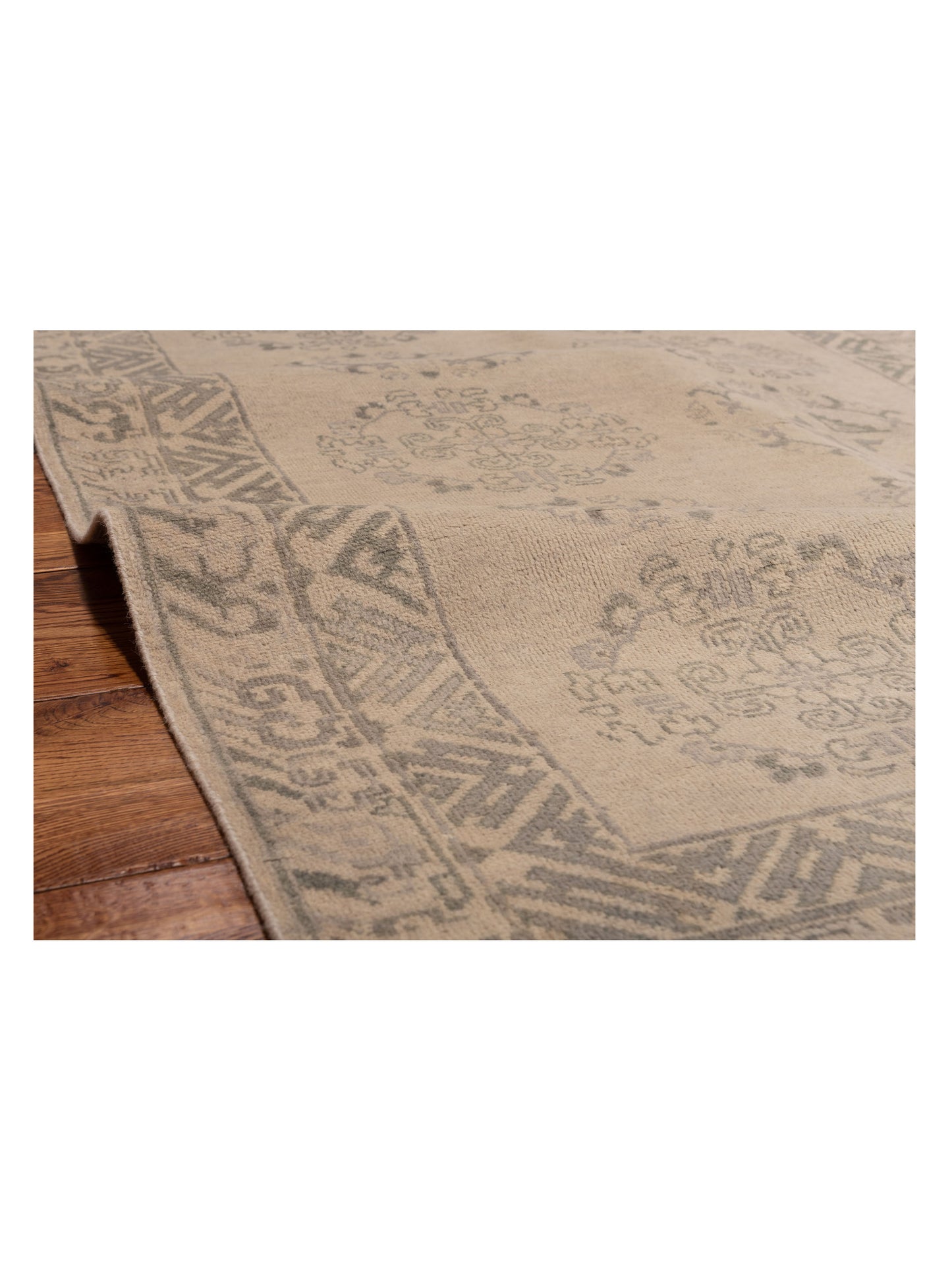 Evren 123460 Silver Gray 4x5.10 Hand Knotted Rug