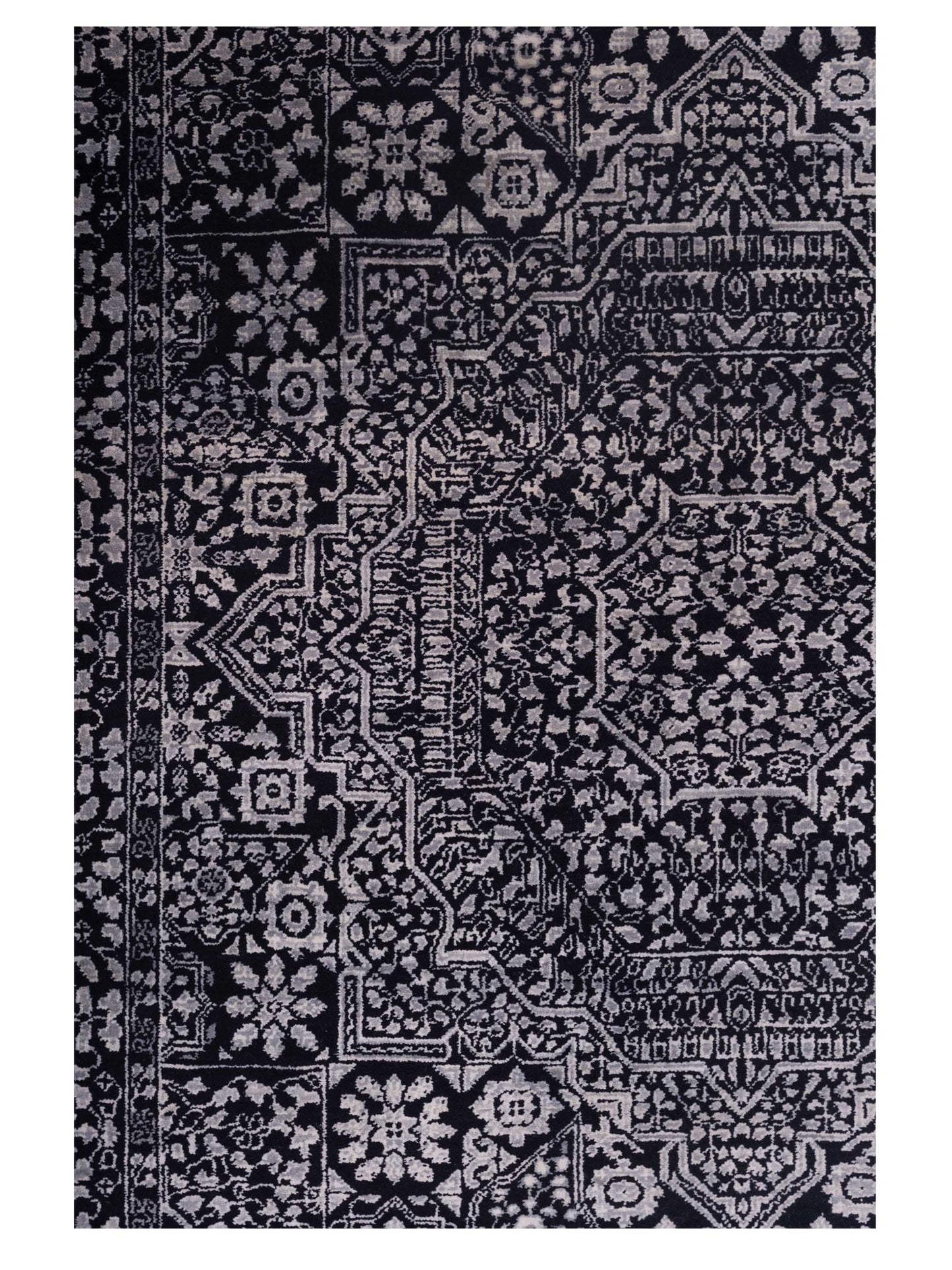 Laila 125116 Black Black 4x6 Hand Knotted Rug