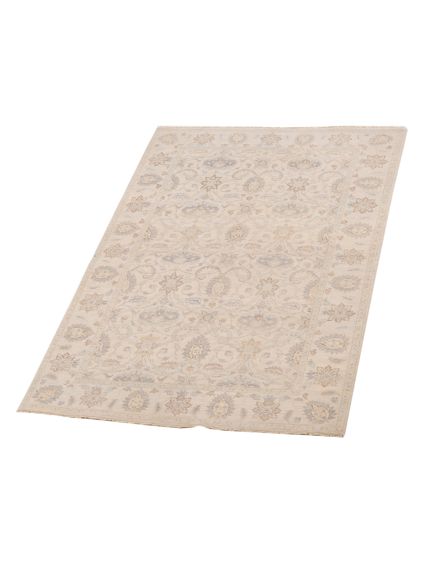 Laila 125126 Ivory Ivory 4.1x6.1 Hand Knotted Rug