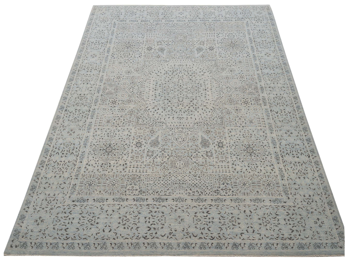 Laila 125143 Silver 8x9.9 Hand Knotted Rug