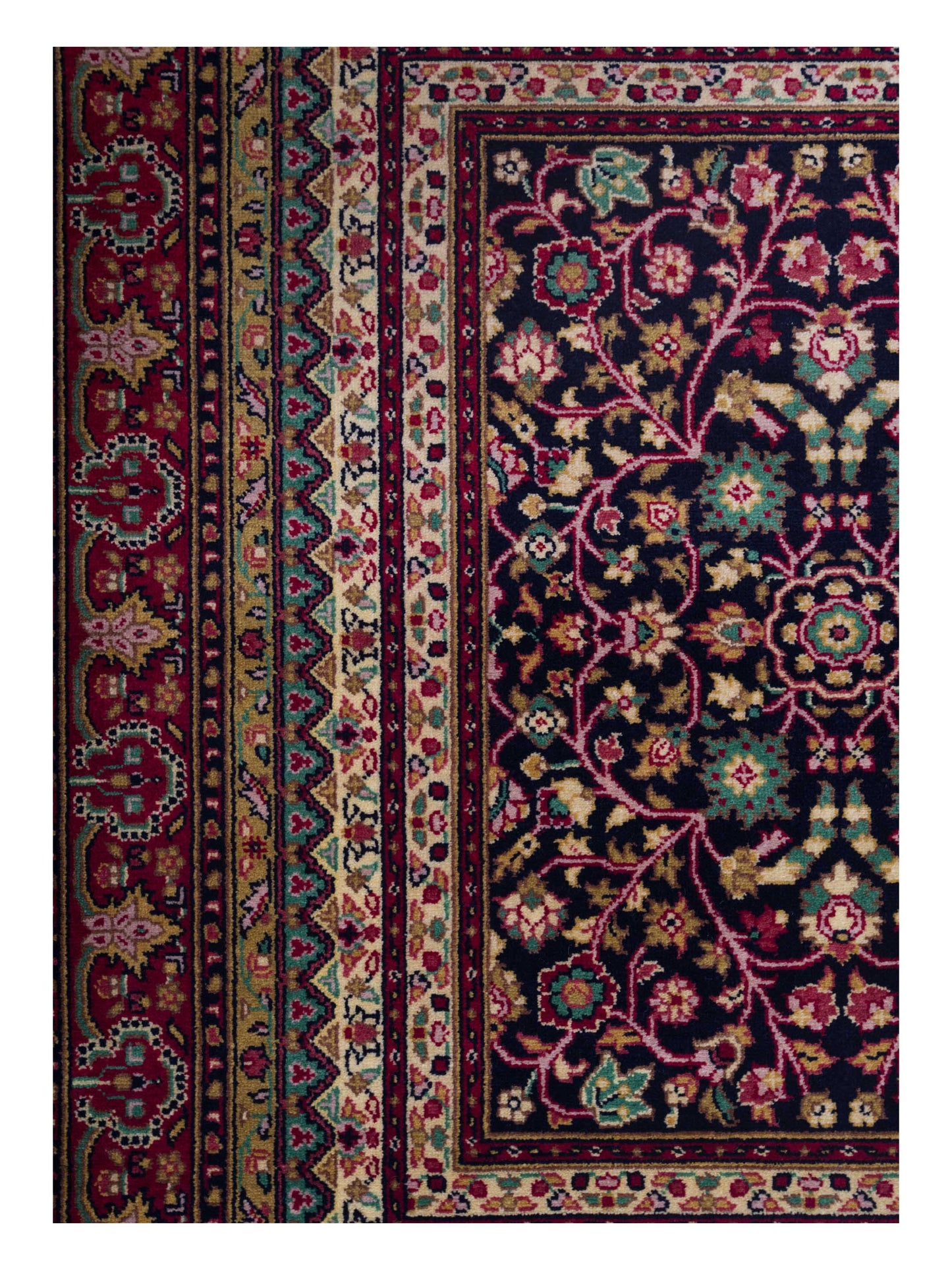 Sivas 126997 Black Red 4.1x6.1 Hand Knotted Rug