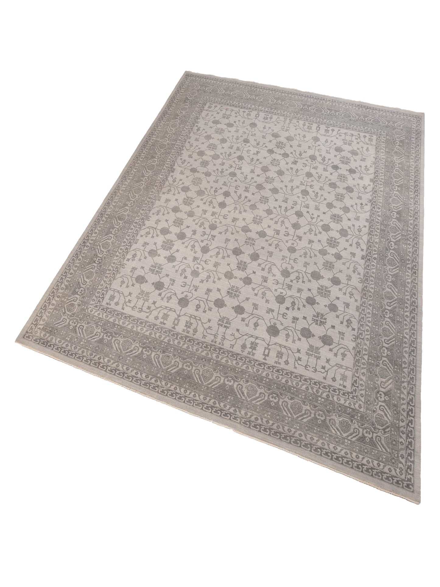 Vintage Revival 127386 Ivory Silver 11.9x15.3 Hand Knotted Rug