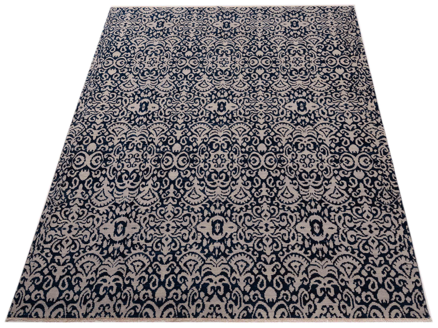 Agra 127529 Ivory Blue 8.10x11.6 Hand Knotted Rug