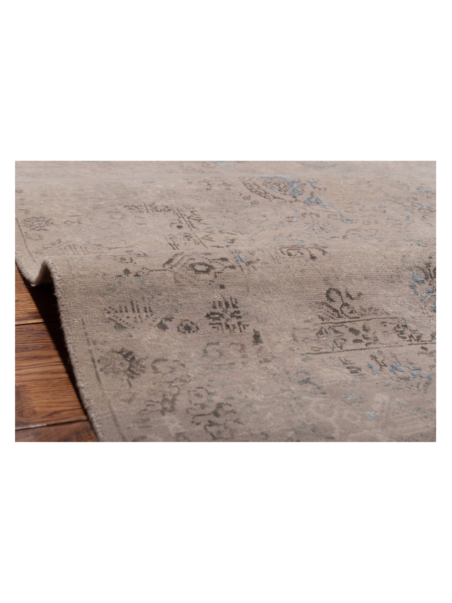 Dazzling 128070 Silver 9.11x14 Hand Knotted Rug