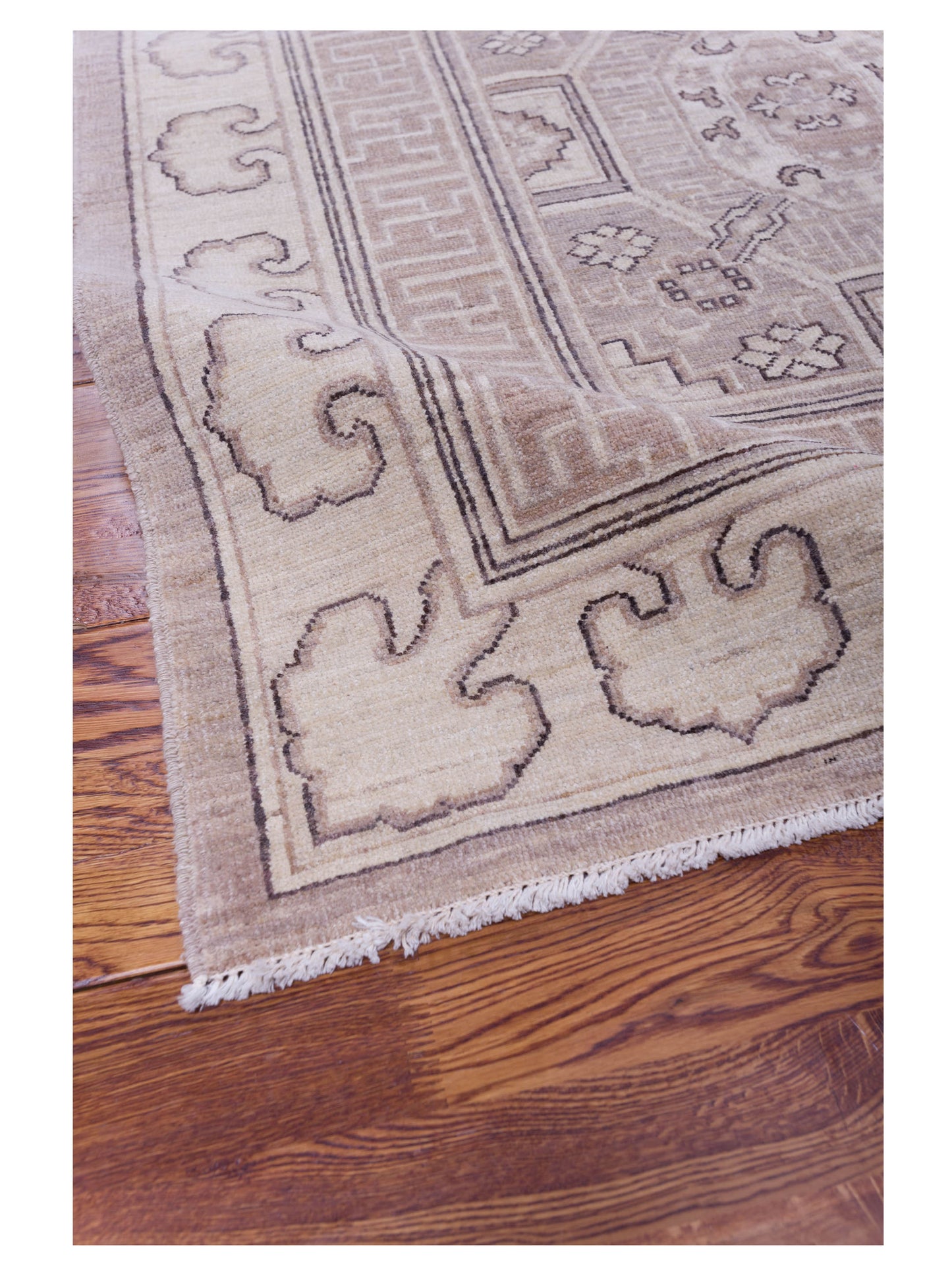 Laila 129783 Brown Ivory 8.3x10.1 Hand Knotted Rug