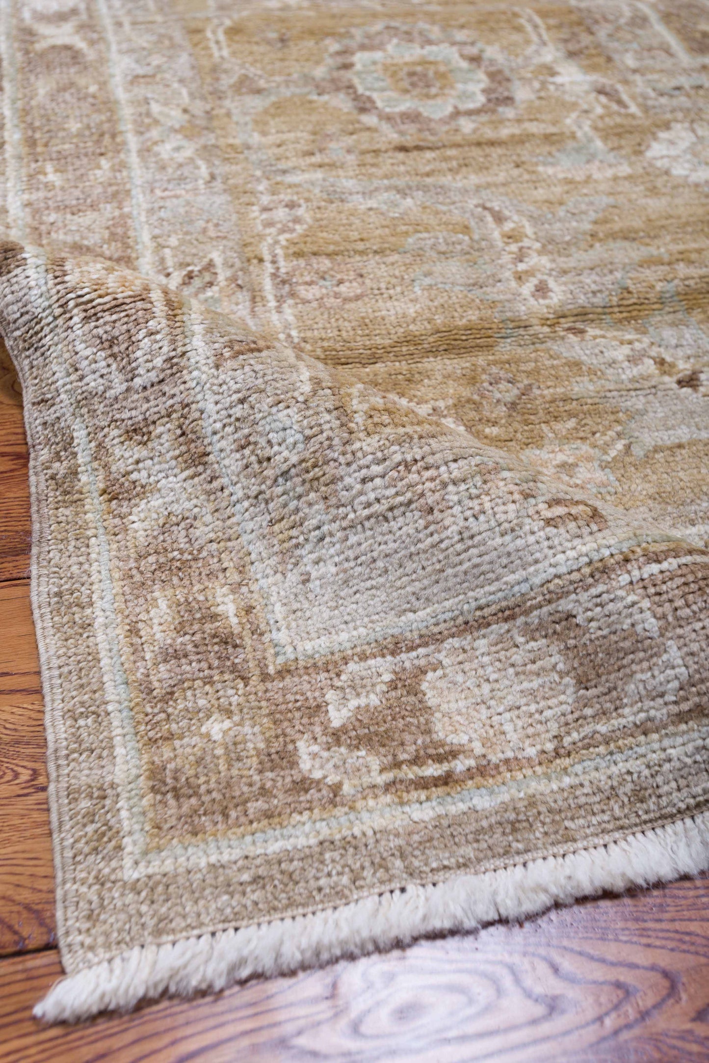 Angora Oushak 130262 Green Gold 14.6x20.3 Hand Knotted Rug