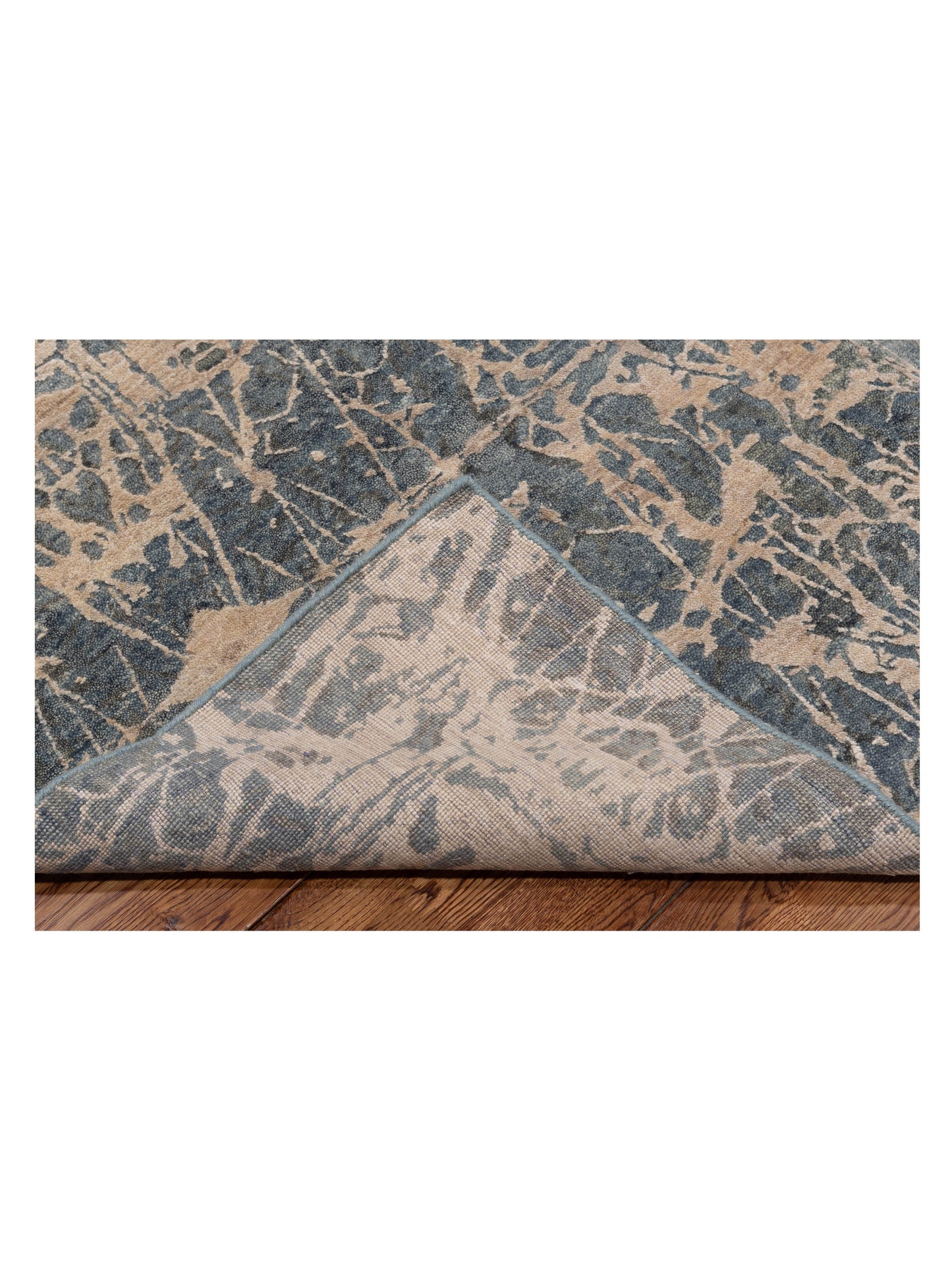 Dazzling 142716 Blue 7.9x9.9 Hand Knotted Rug