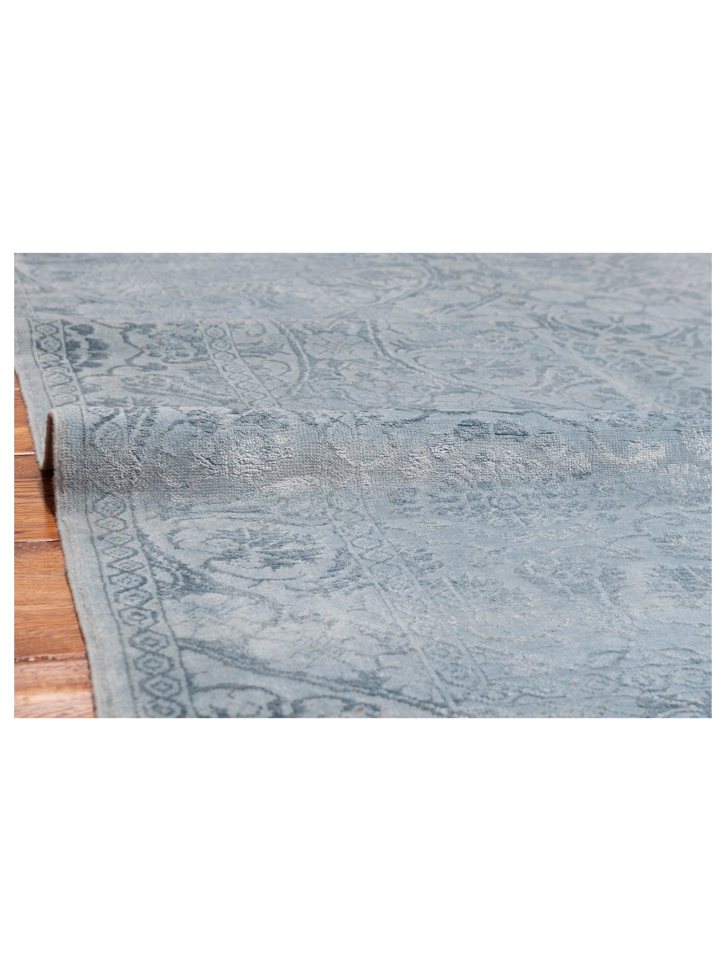 Color Bouquet 148667 Blue Blue 5.6x7.8 Hand Knotted Rug