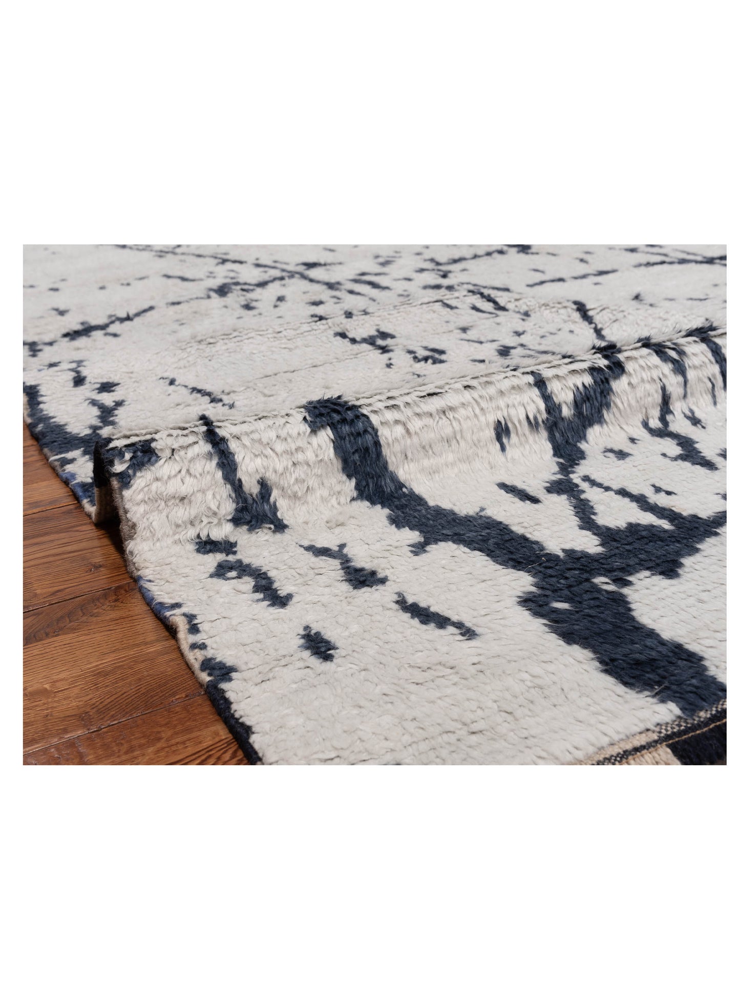 Atlas Banu Ivory Blue 7.10x9.6 Hand Knotted Rug
