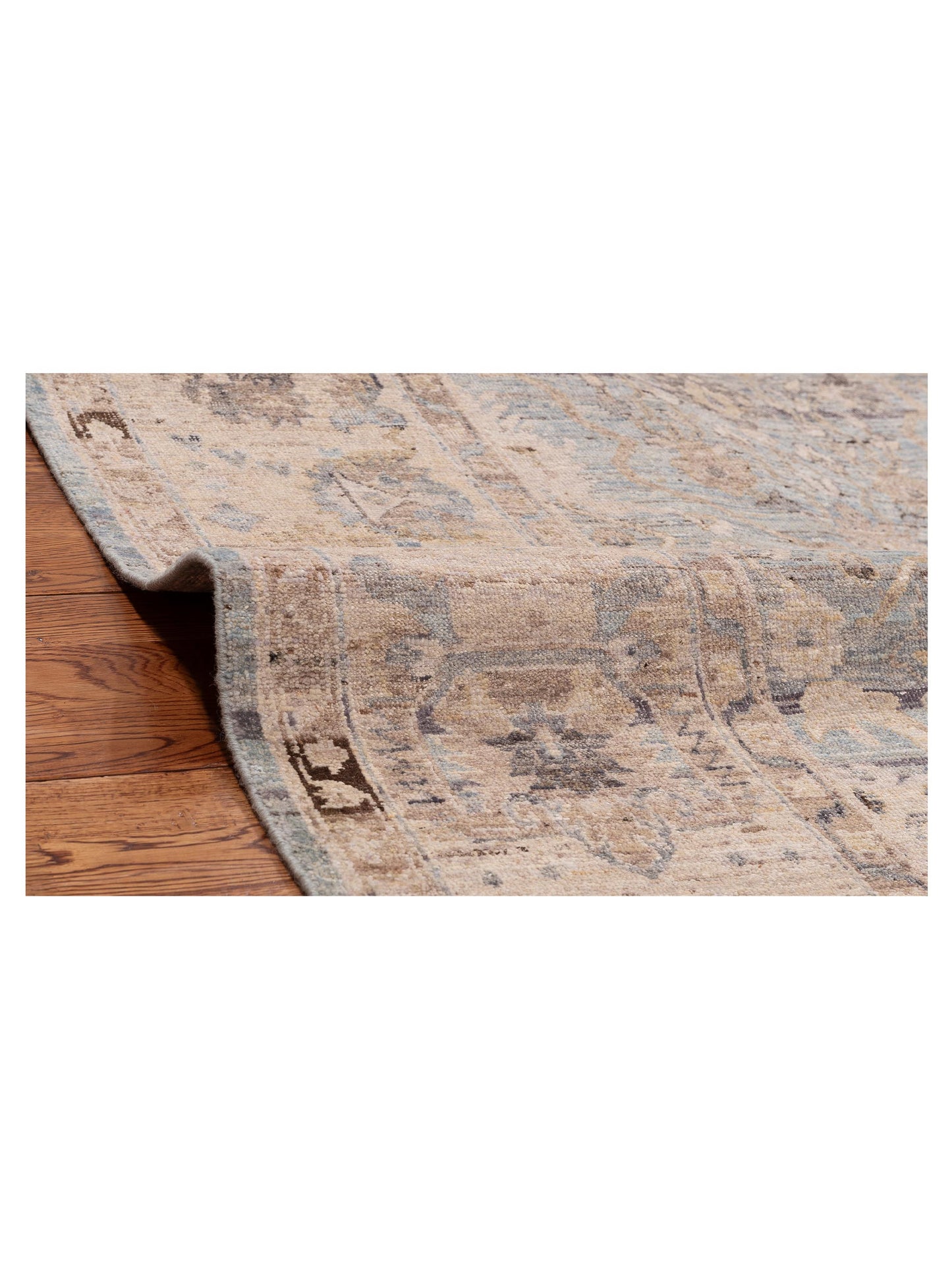 Vintage Revival 152942 Light Blue Ivory 8.1x10 Hand Knotted Rug