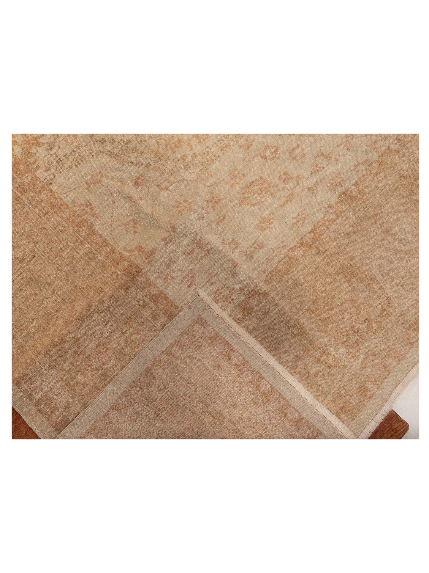 Yasemin Melis Ivory Gold 10.3x13.7 Hand Knotted Rug