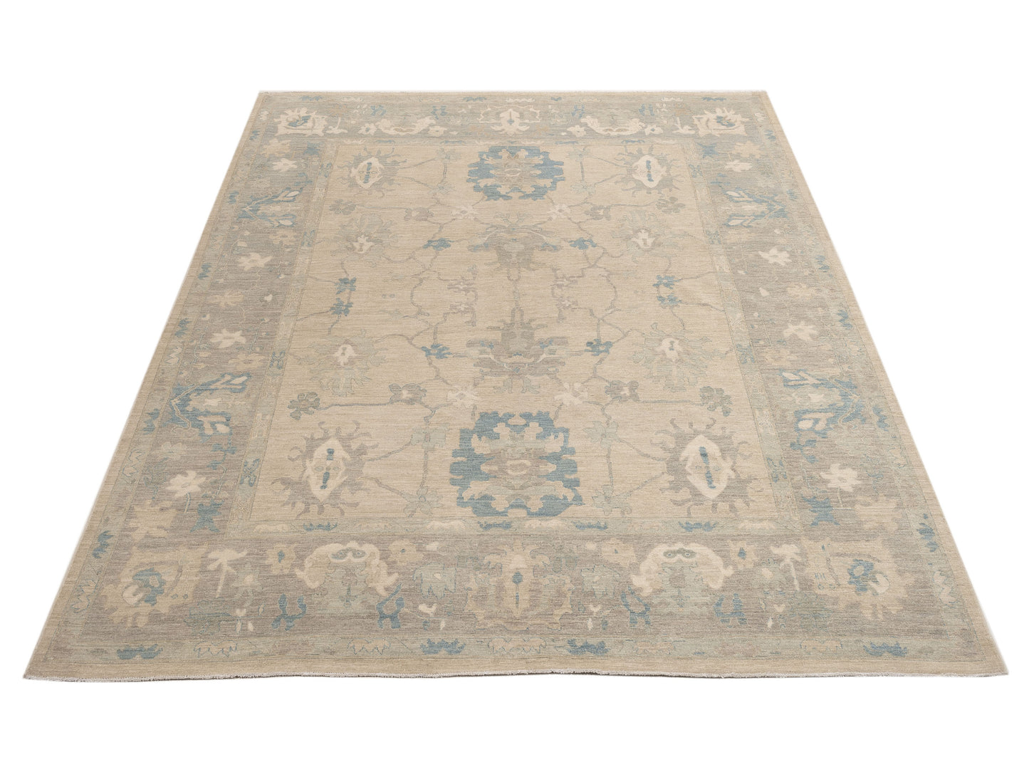 Laila 153943 Ivory Gray 8.11x11.3 Hand Knotted Rug