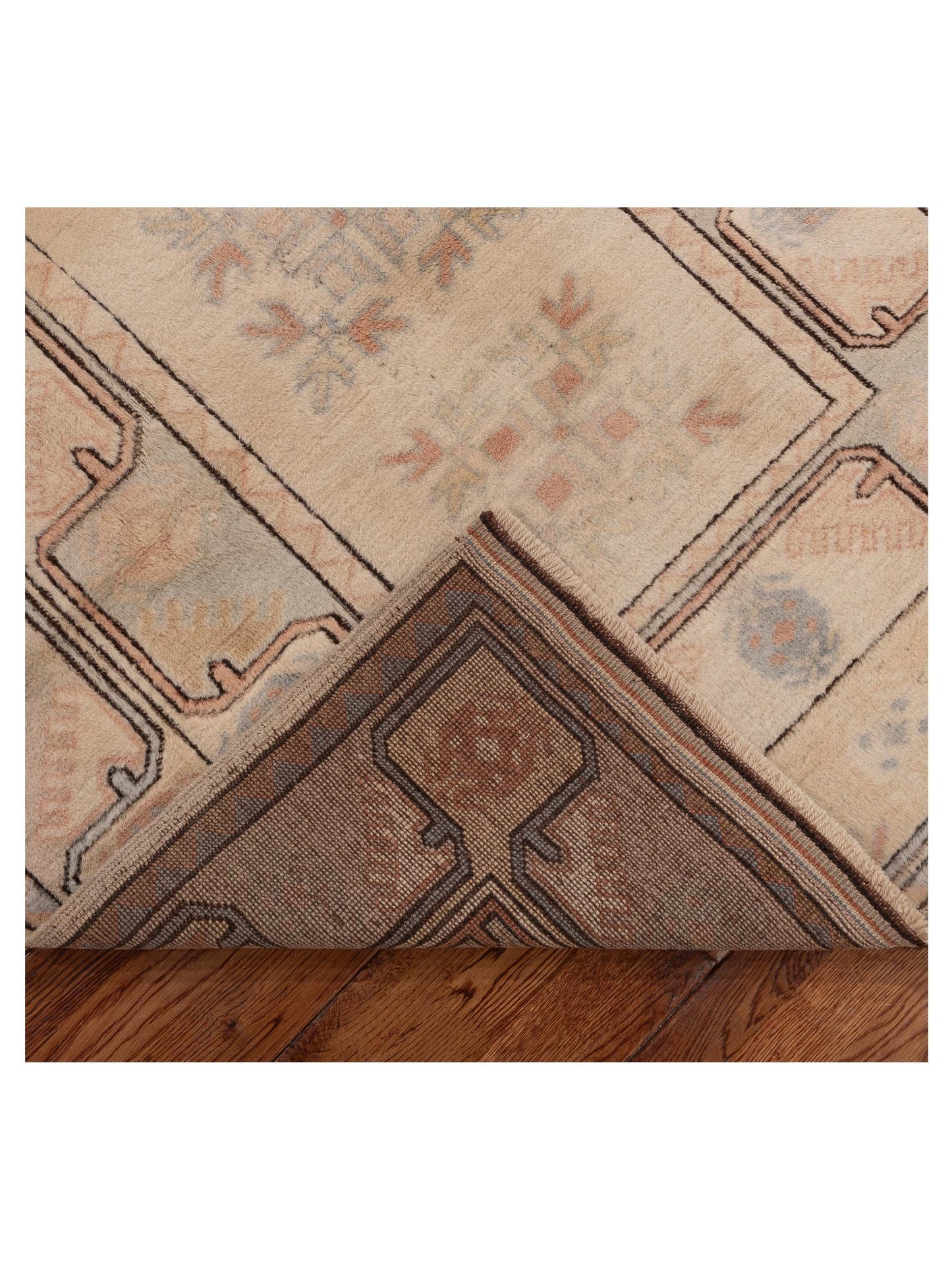 Milas 154317 Cream Cream 4x7.2 Hand Knotted Rug