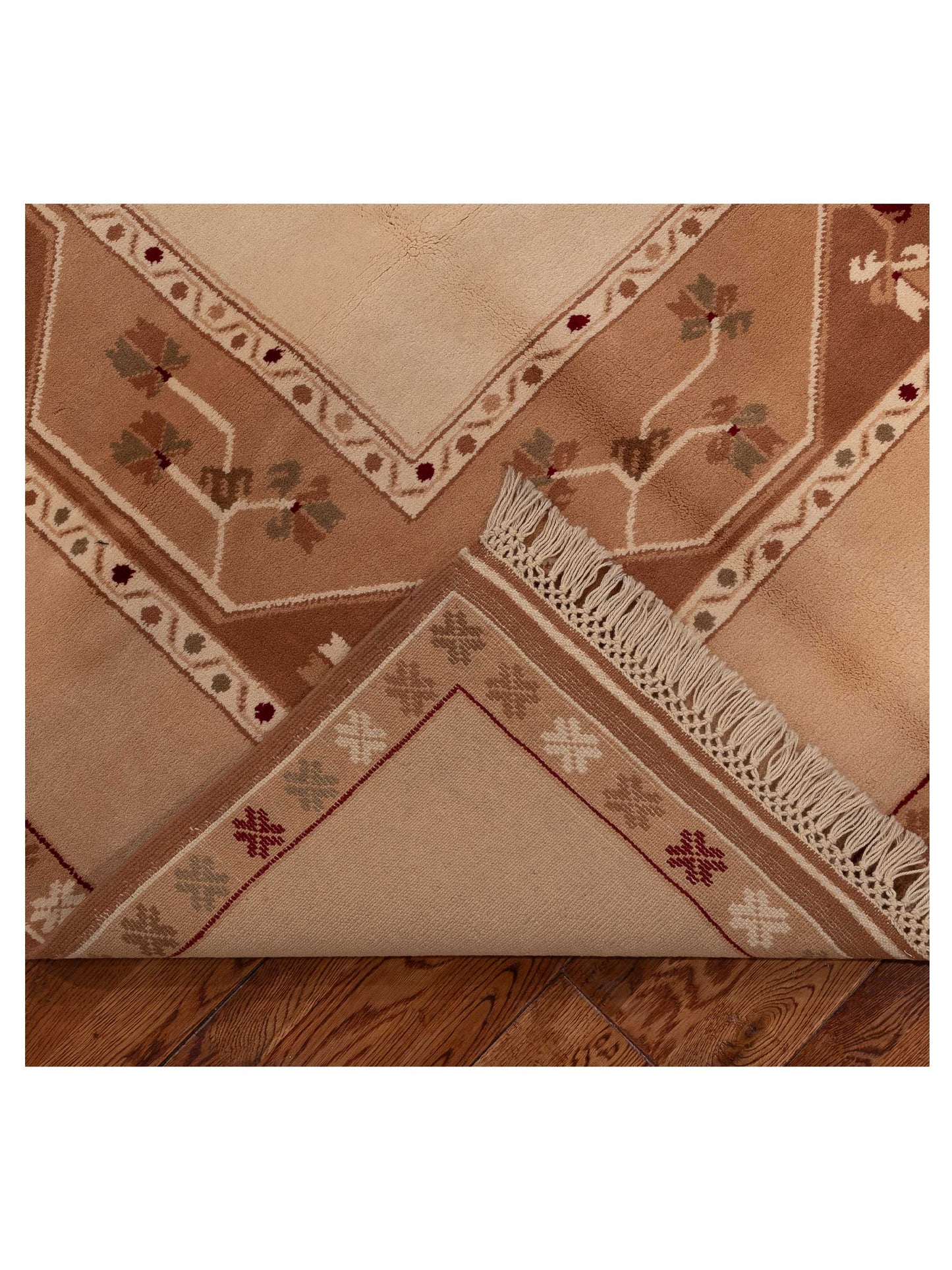 Milas 999104 Ivory Ivory 5.4x8.2 Hand Knotted Rug