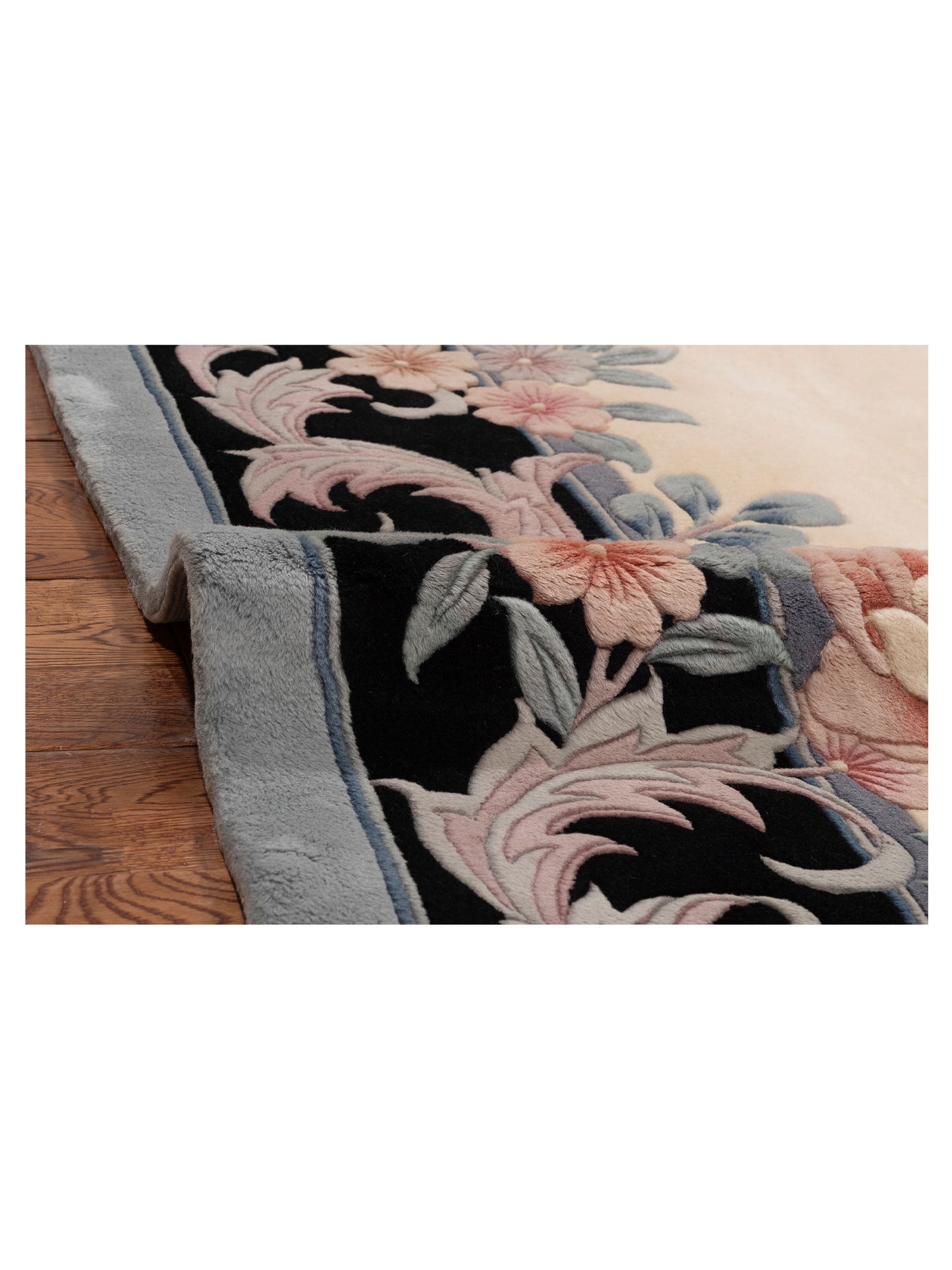 Magnolia 999979 Ivory Black 7.9x9.7 Hand Knotted Rug