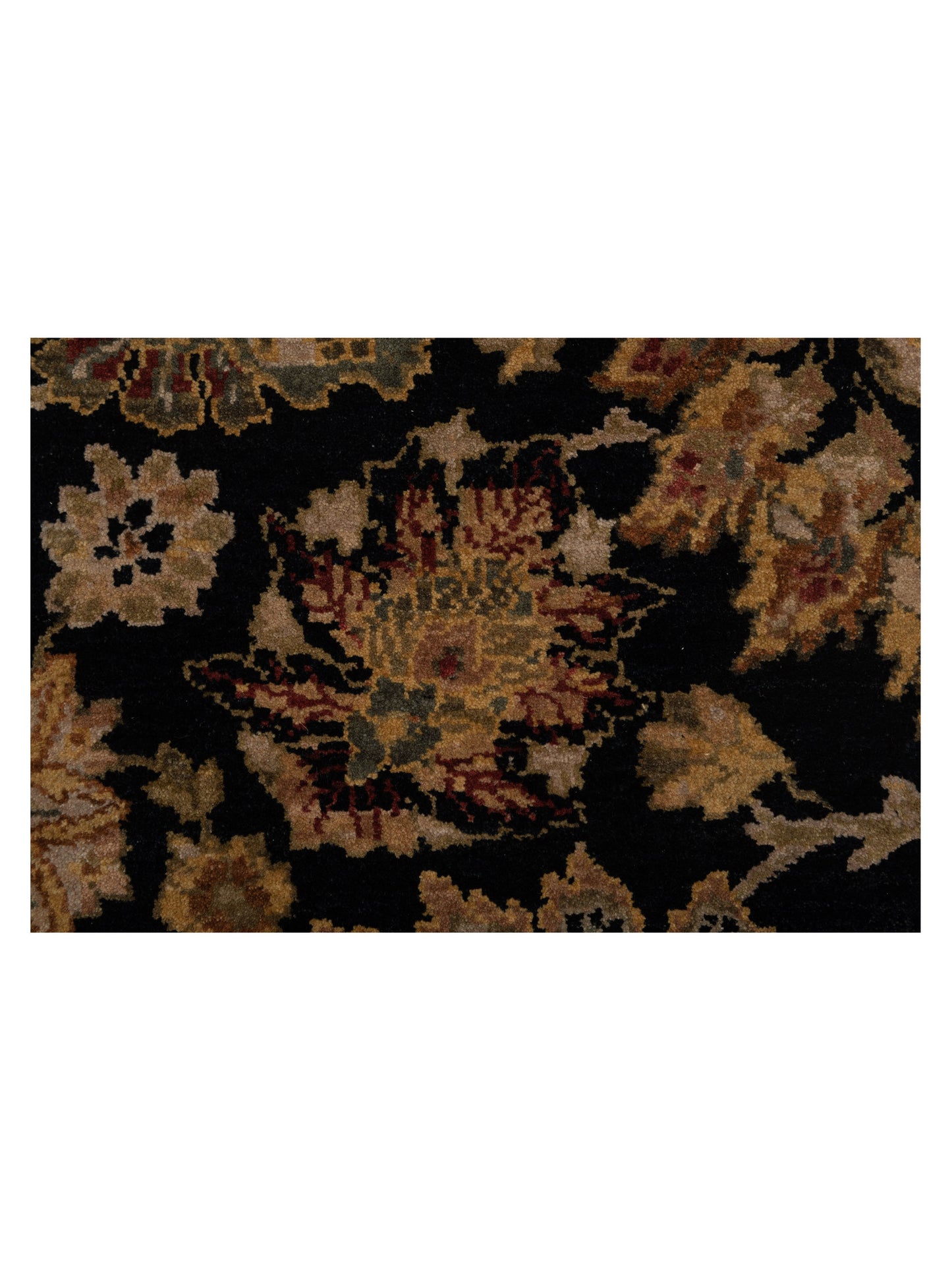 Crown 84584 Black Ivory 8.1x10.2 Hand Knotted Rug