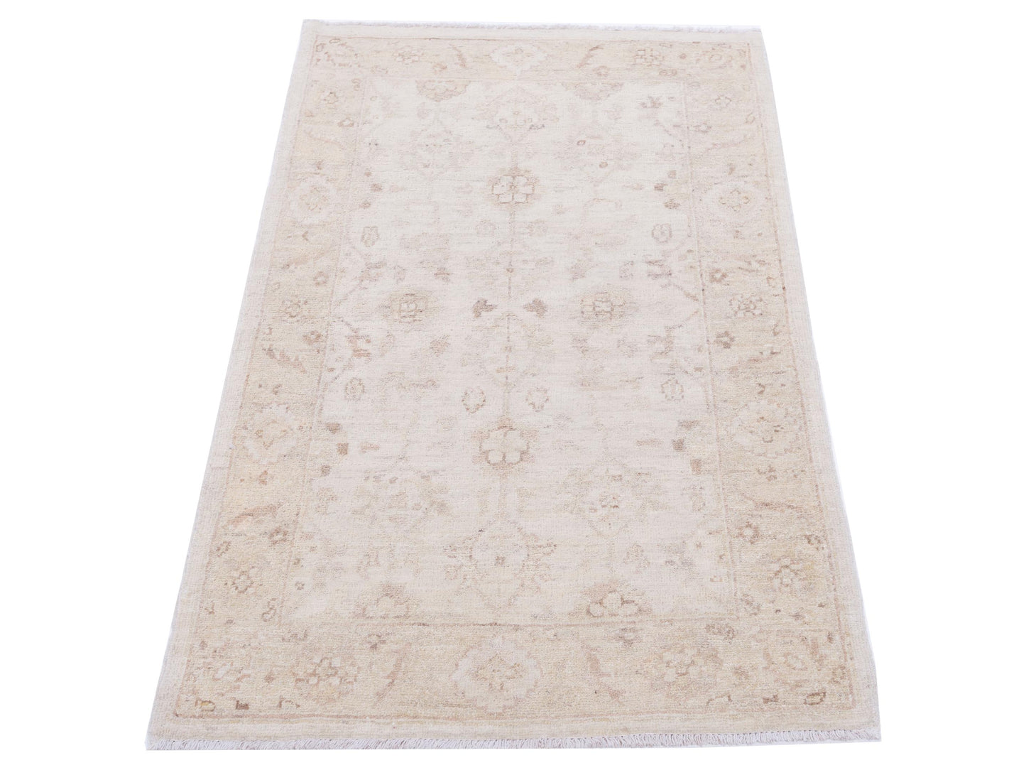 Laila 115219 Ivory Ivory 2.6x3.11 Hand Knotted Rug