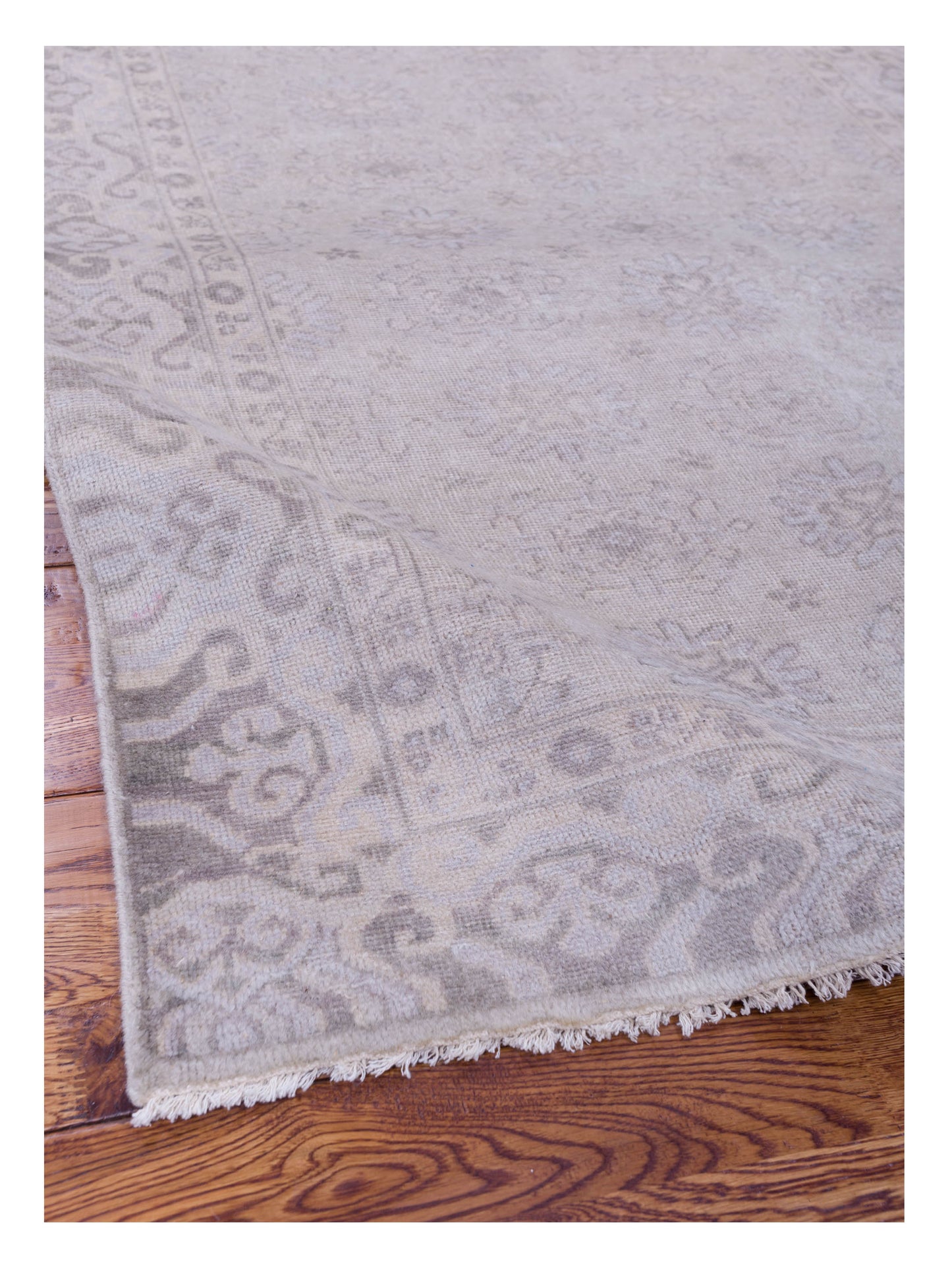 Evren 120416 Silver 4x6 Hand Knotted Rug