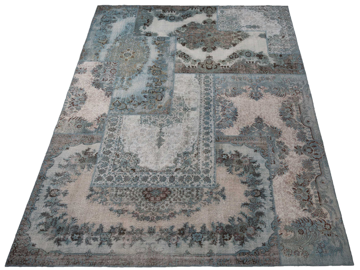 Turkish Vestige Patchwork 130959 Silver Blue 11.6x15.6 Hand Knotted Rug