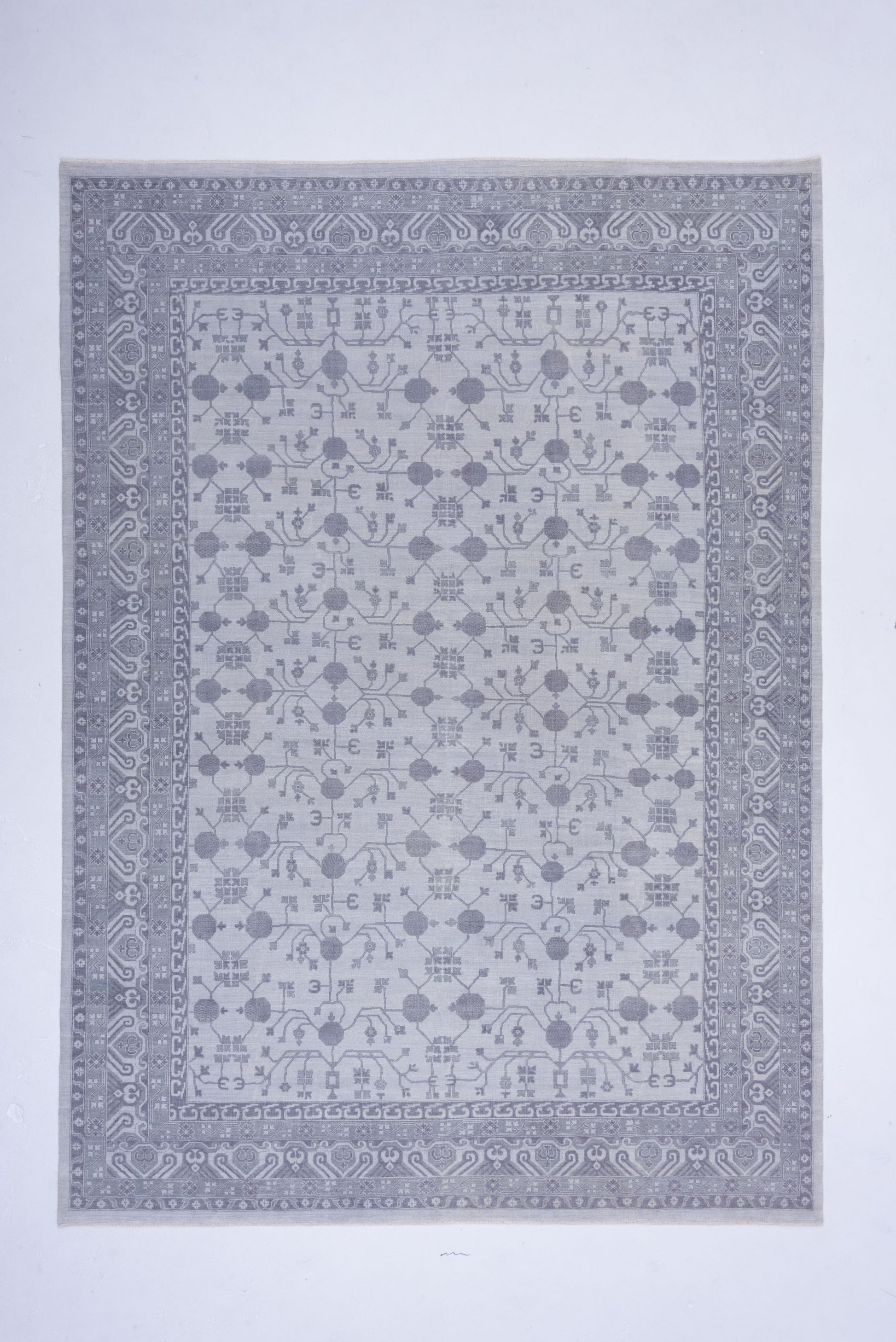 Rajpur Platinum  Ivory Gray Traditional
