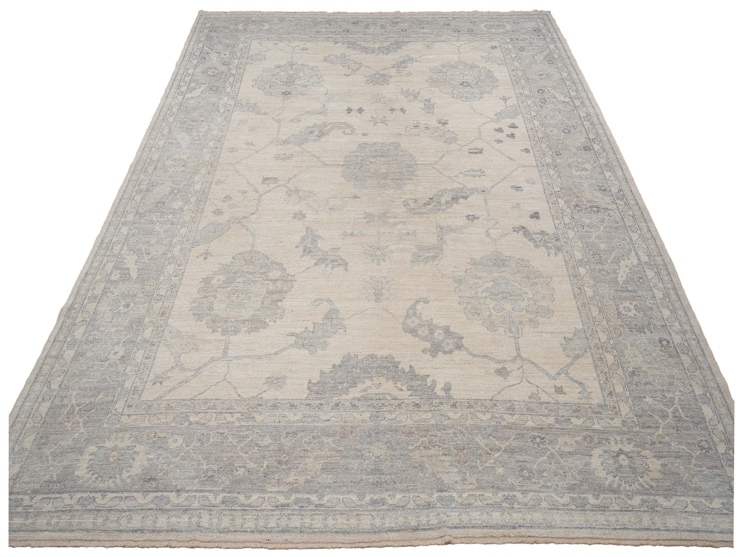 Angora Oushak 147159 Ivory Gray 11.3x14.3 Hand Knotted Rug