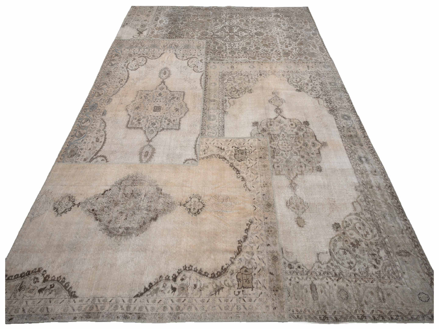 Turkish Vestige Patchwork 125424 Silver Beige 11.11x15.11 Hand Knotted Rug