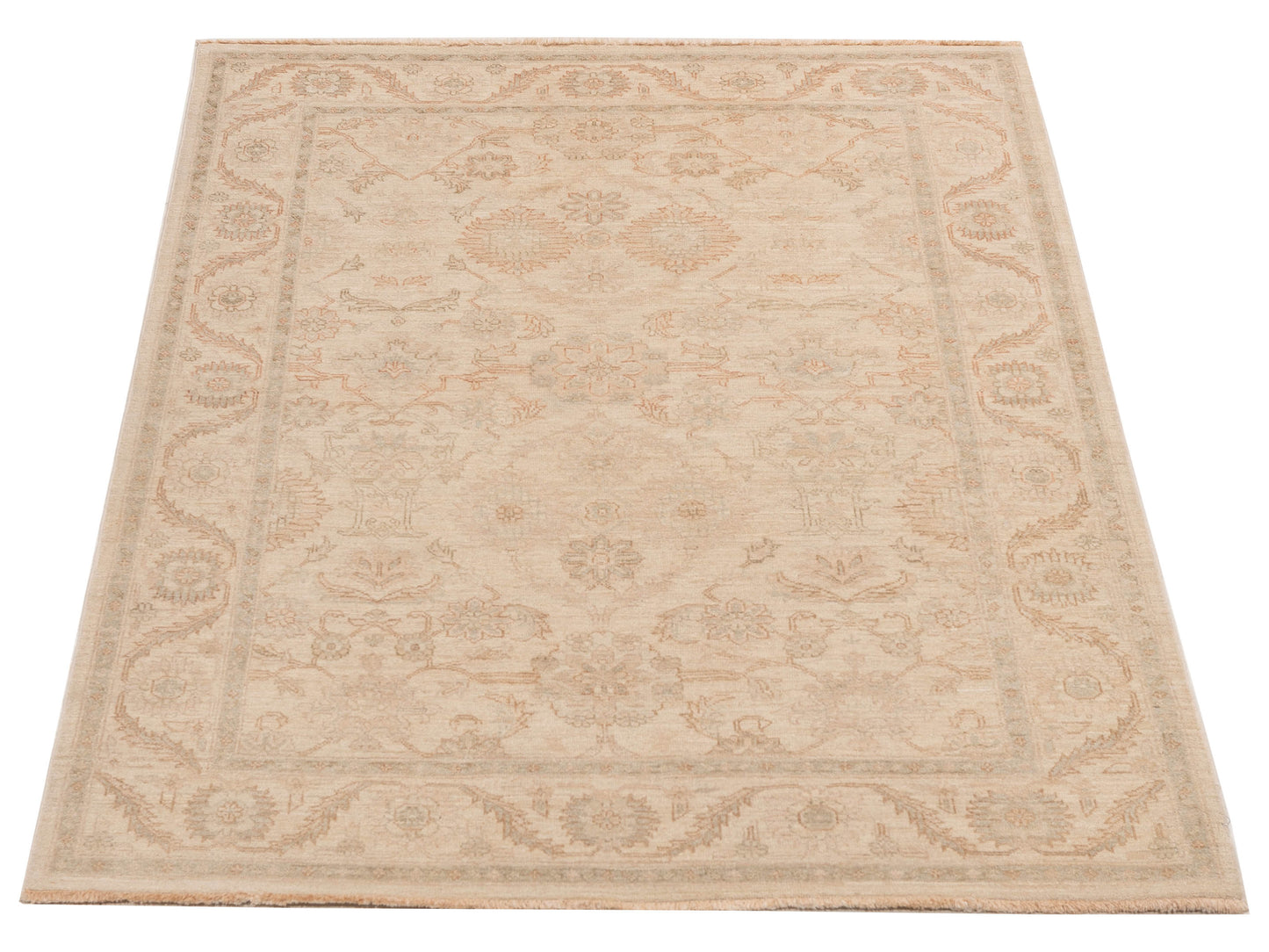 Laila 115237 Ivory Ivory 4.11x6.9 Hand Knotted Rug