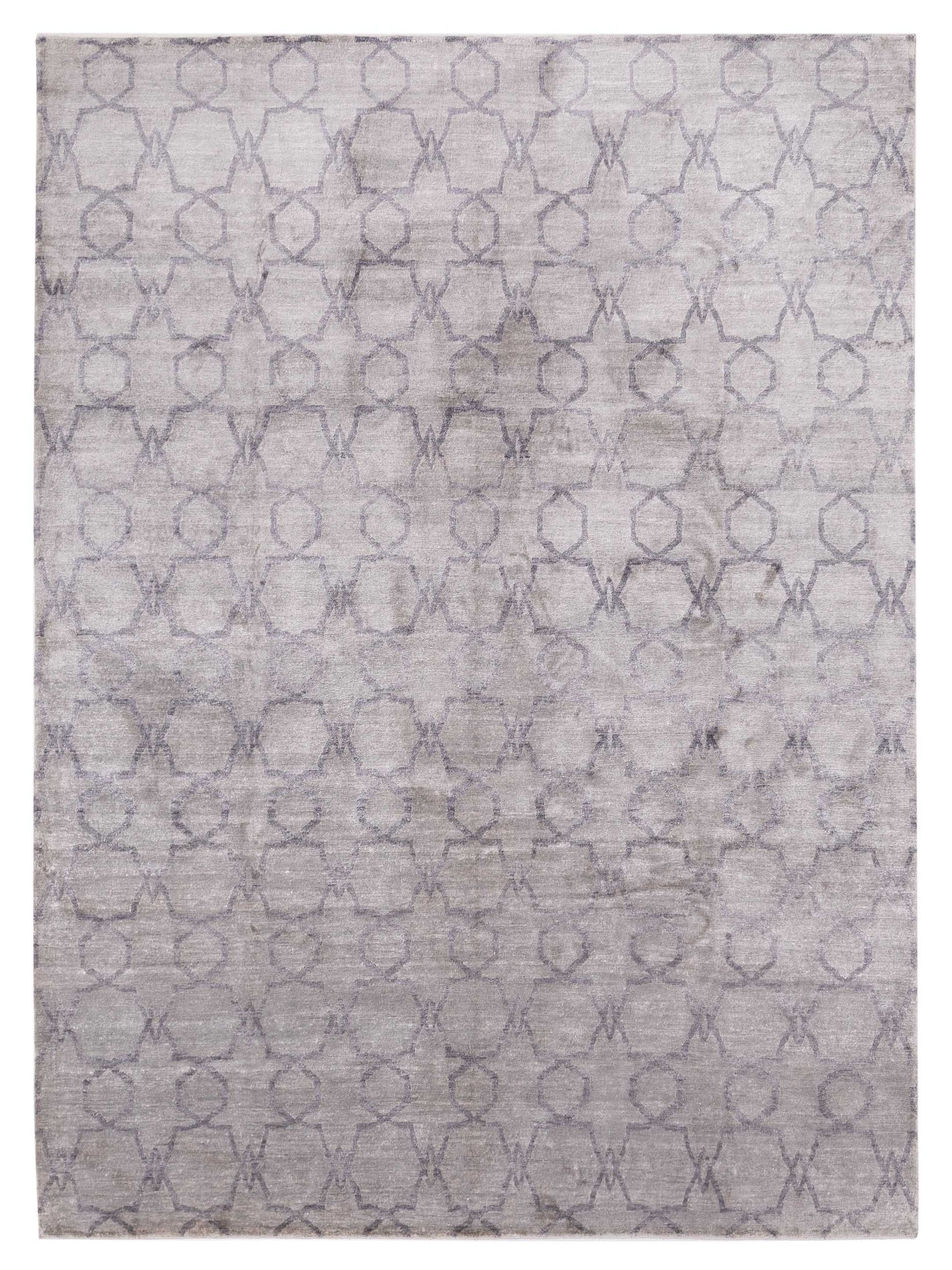 Siena Tibetino  Silver Gray Contemporary