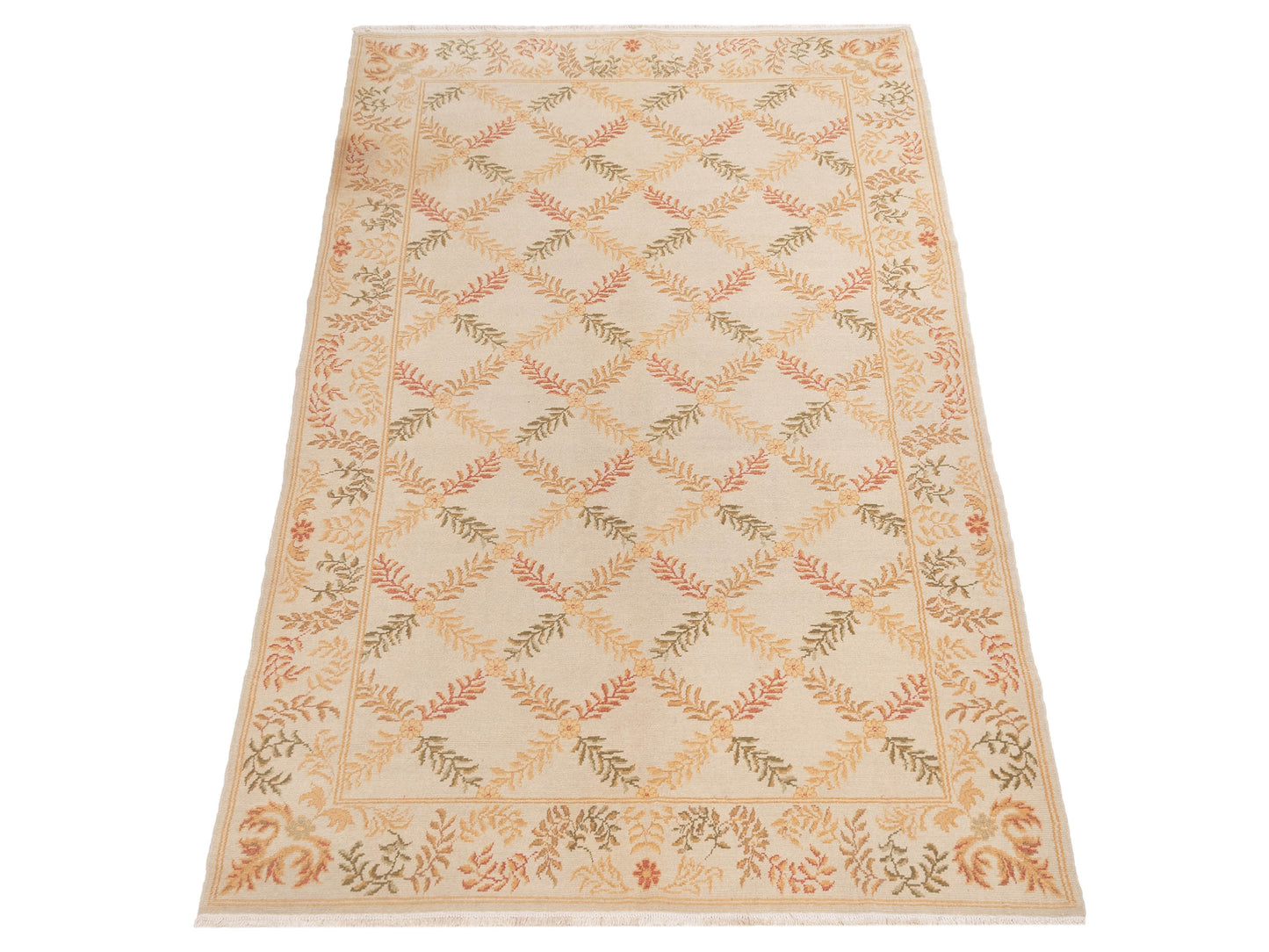 Bouquet 107520 Ivory 6.1x8.9 Hand Knotted Rug