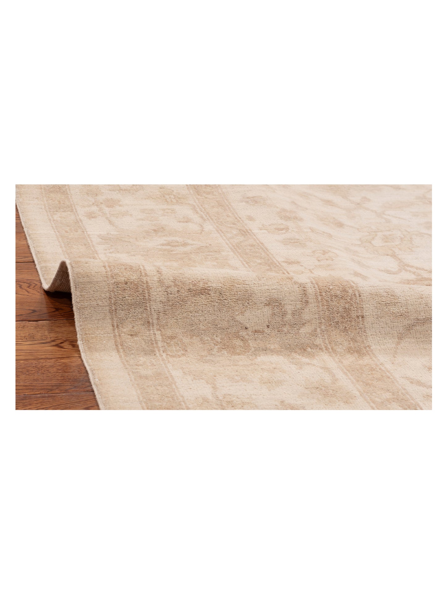 Laila 112505 Ivory Ivory 6.9x9.9 Hand Knotted Rug